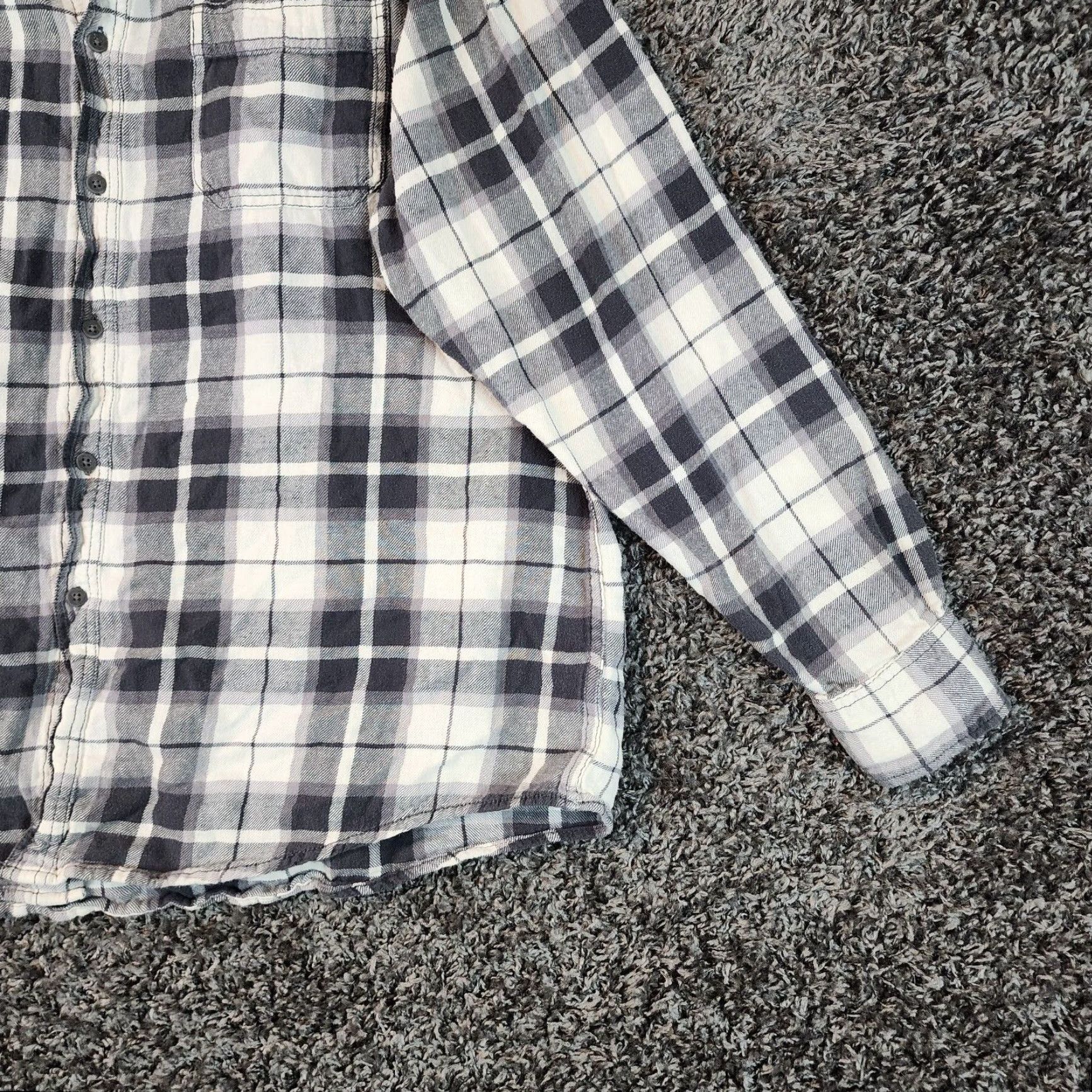 Faded Glory VINTAGE Faded Glory Mens Flannel Shirt Long Sleeve XL Gray White Plaid Button-Up Size US XL / EU 56 / 4 - 2 Thumbnail