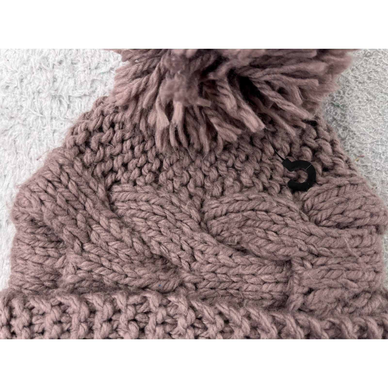 Vintage David and Young Beanie Toque Womens One Size Purple Knit 100% Acrylic Ski Pom Hat Beanie Womens Purple Knit 100% Acrylic Winter Ski Size ONE SIZE - 2 Thumbnail