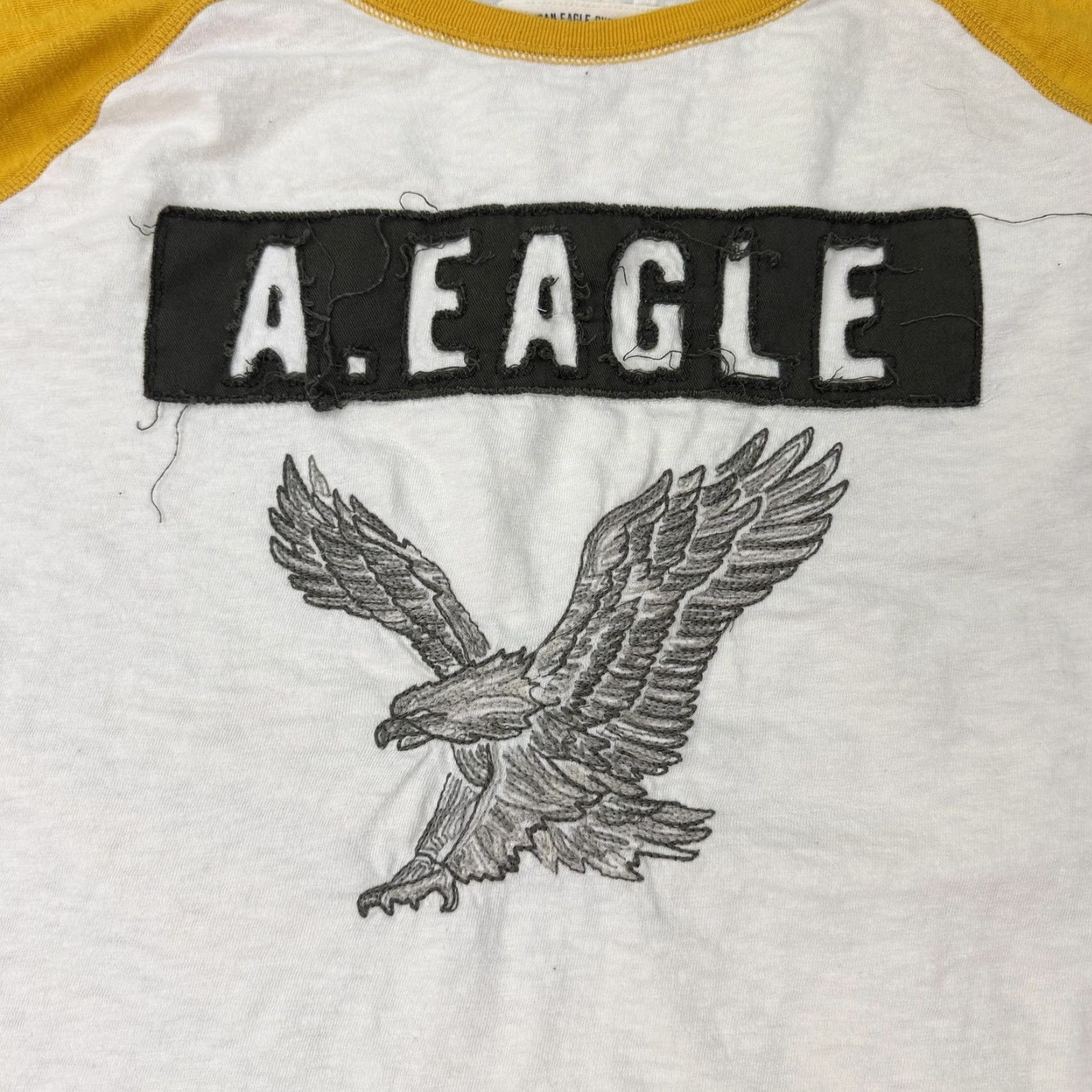 American Eagle Outfitters American Eagle Shirt Men's XL White Raglan Long Sleeve Graphic Print Crew Neck Bird Y2K Size US XL / EU 56 / 4 - 2 Thumbnail
