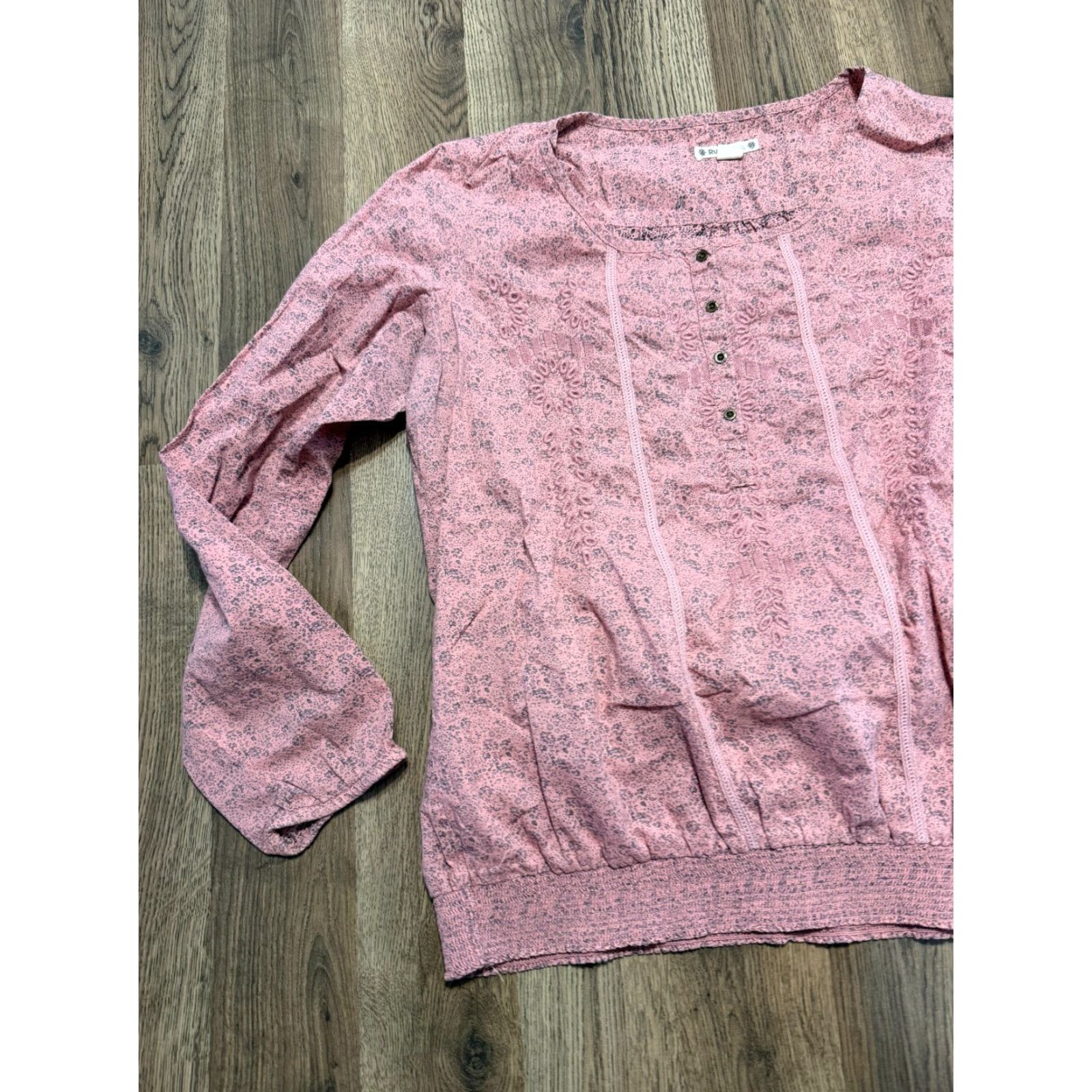 Pinko Ruff Hewn Blouse Women's Large Black Pink Floral Long Sleeve 1/4 Buttons Coat? Size L / US 10 / IT 46 - 4 Thumbnail