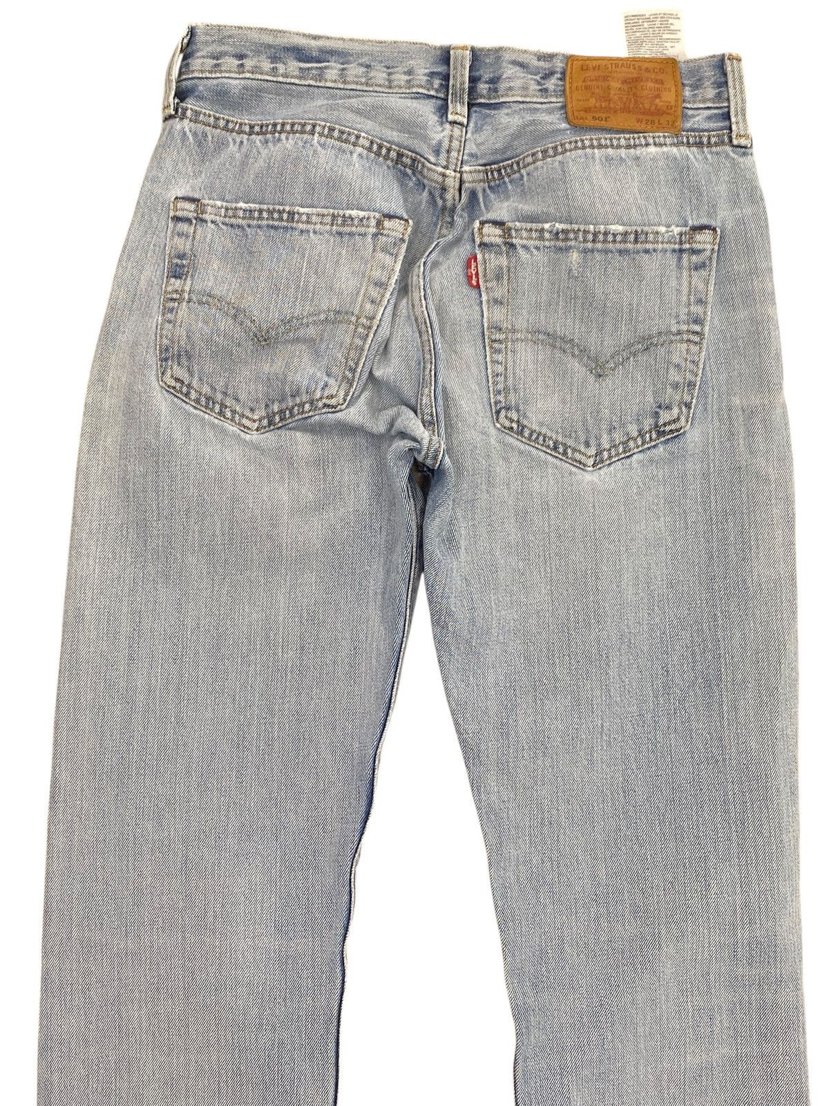 Levi's Vintage Clothing Levi’s Vintage Faded Wash Style Loose Jeans Size US 28 / EU 44 - 4 Thumbnail