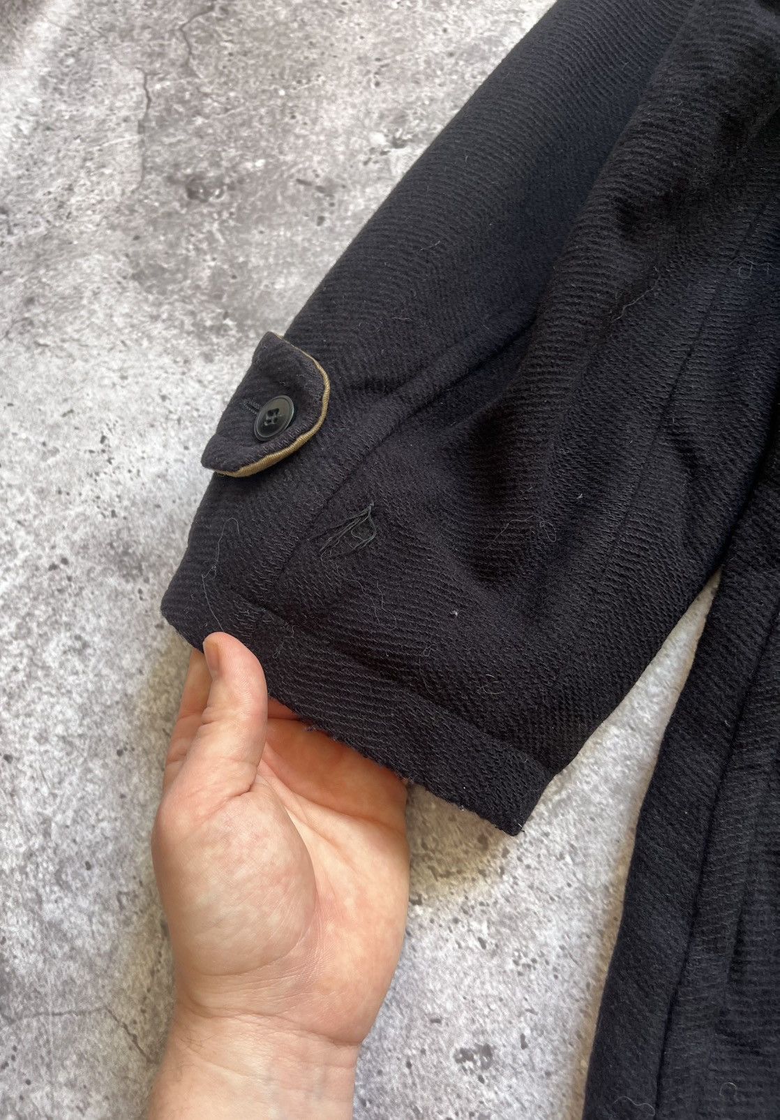 Burberry Vintage Burberry Wool Coat Jacket Navy Blue Men's Size US L / EU 52-54 / 3 - 23 Thumbnail
