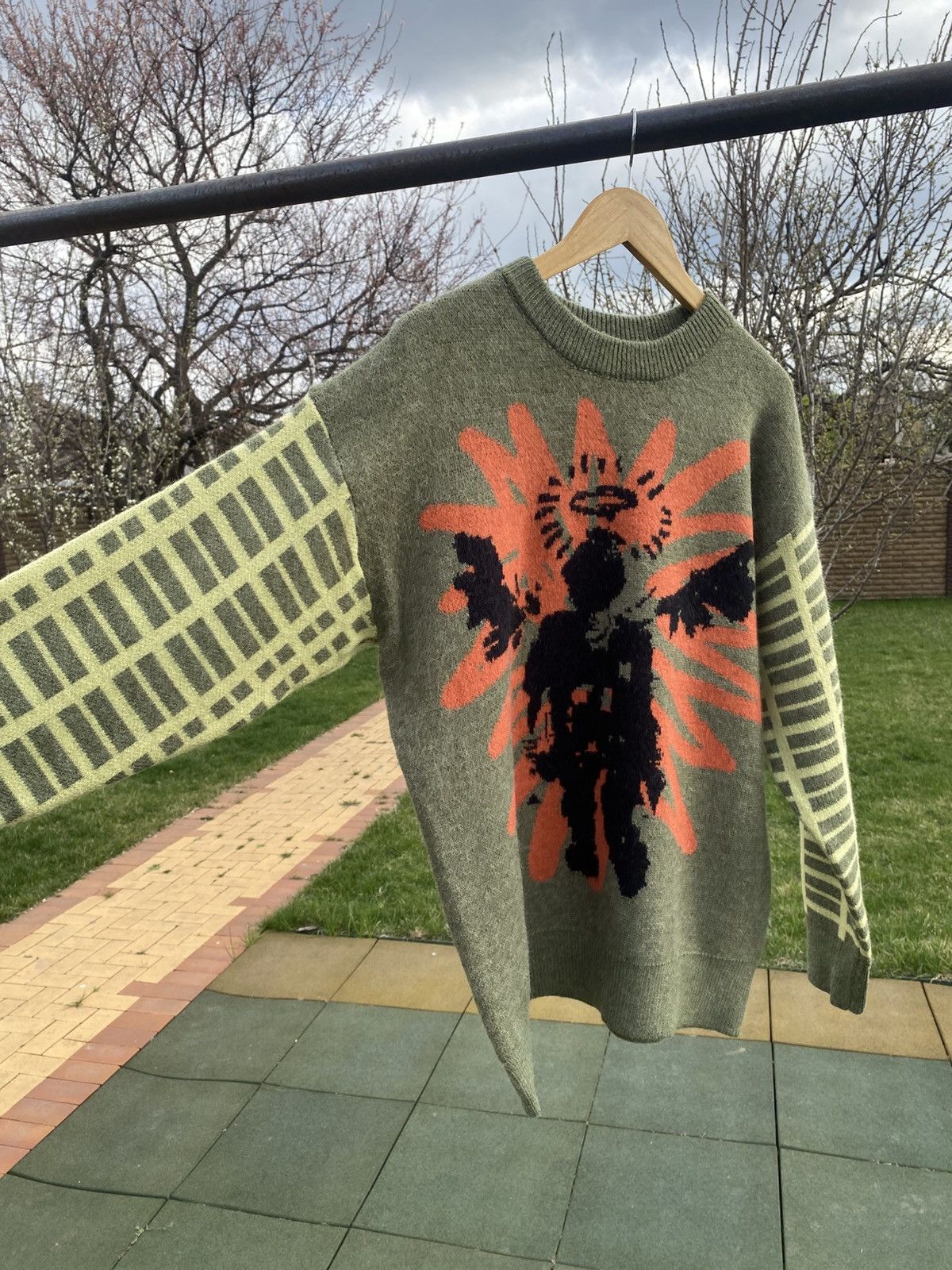Vintage Green graphic knit sweater angel print, oversized pullover Size US L / EU 52-54 / 3 - 4 Thumbnail