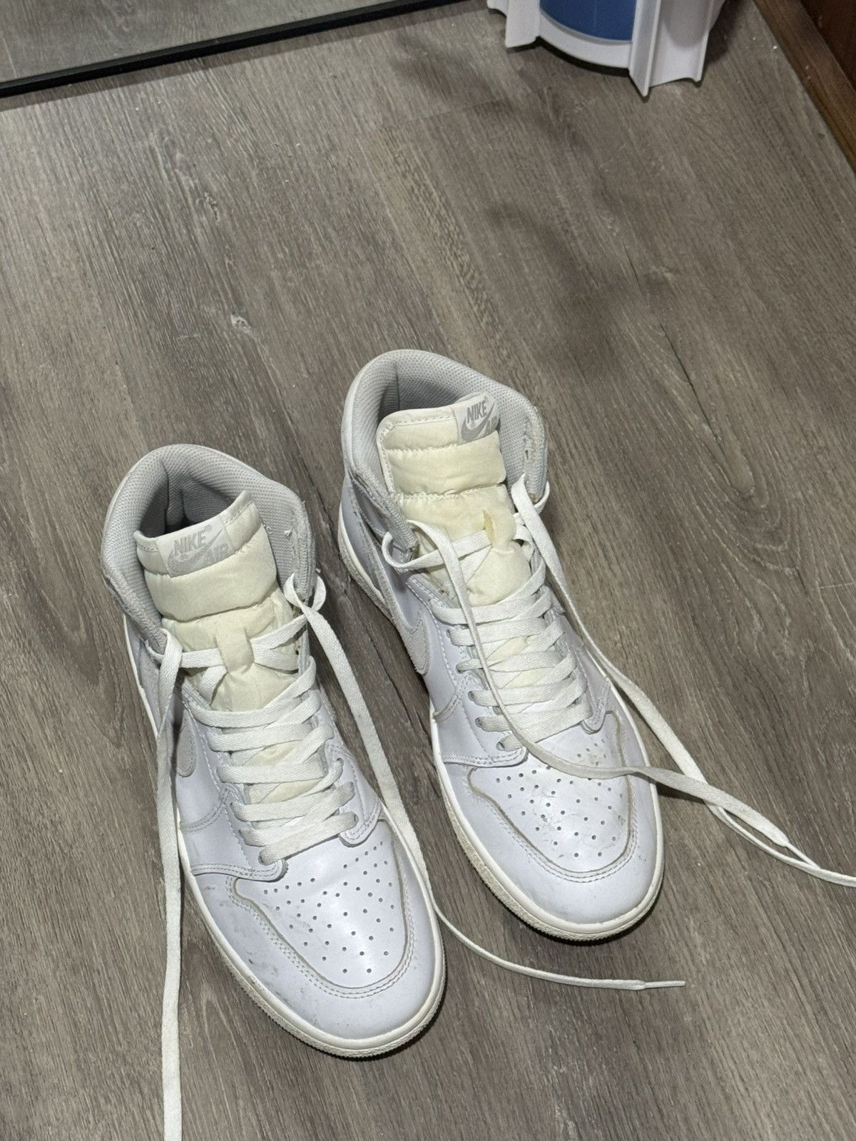 Jordan Brand Jordan 1 High OG 85 Neutral Grey Size US 9 / EU 42 - 3 Thumbnail