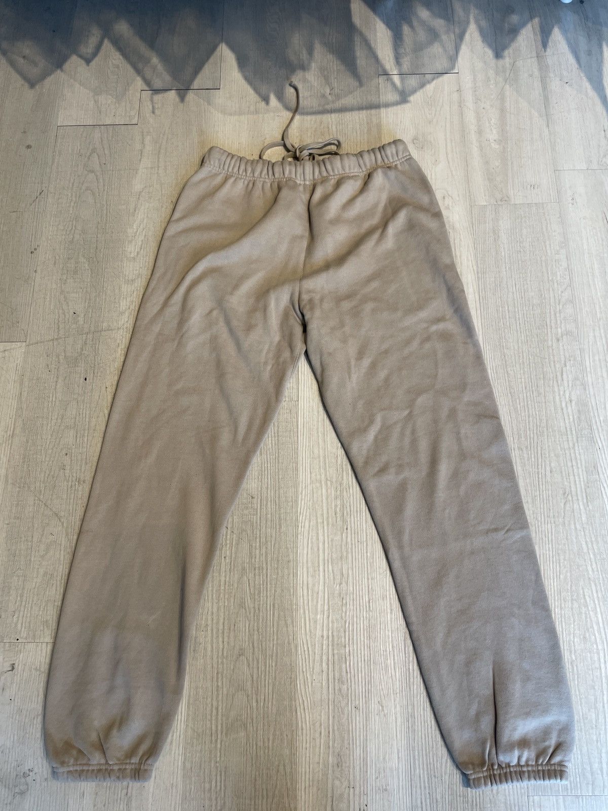 Essentials × Fear of God Fear of God Essentials Smoke Pant S Size US 30 / EU 46 - 2 Thumbnail