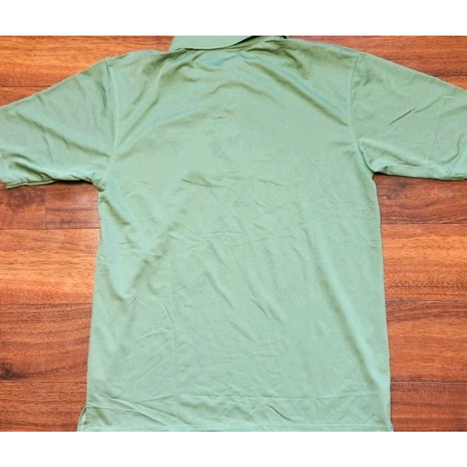Vintage UKROPS Hyvee Polo Shirt Men’s S Small Employee Uniform Short Sleeve NWT Green Polyester Microfiber Logo Modern Classic, 90s, Work, Pride? Size US S / EU 44-46 / 1 - 6 Thumbnail