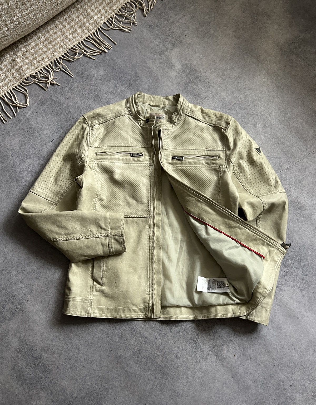 Guess Guess white biker leather jacket mens y2k avant-garden Size US M / EU 48-50 / 2 - 2 Thumbnail