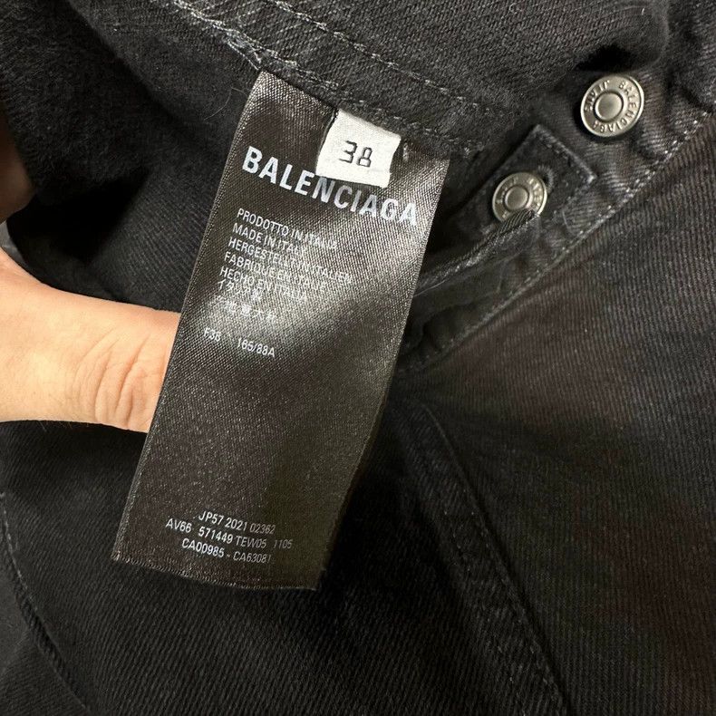 Balenciaga Balenciaga size 38 Wash jeans's back is full of LOGO coats Size M / US 6-8 / IT 42-44 - 4 Thumbnail