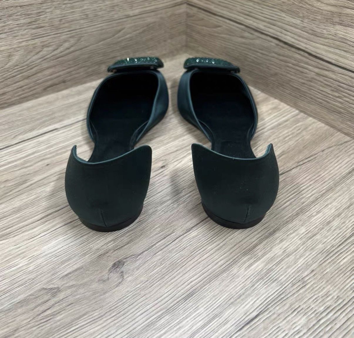 Roger Vivier Roger Vivier Green Satin Square Diamond Flats J41 Size US 8.5 / IT 38.5 - 3 Thumbnail