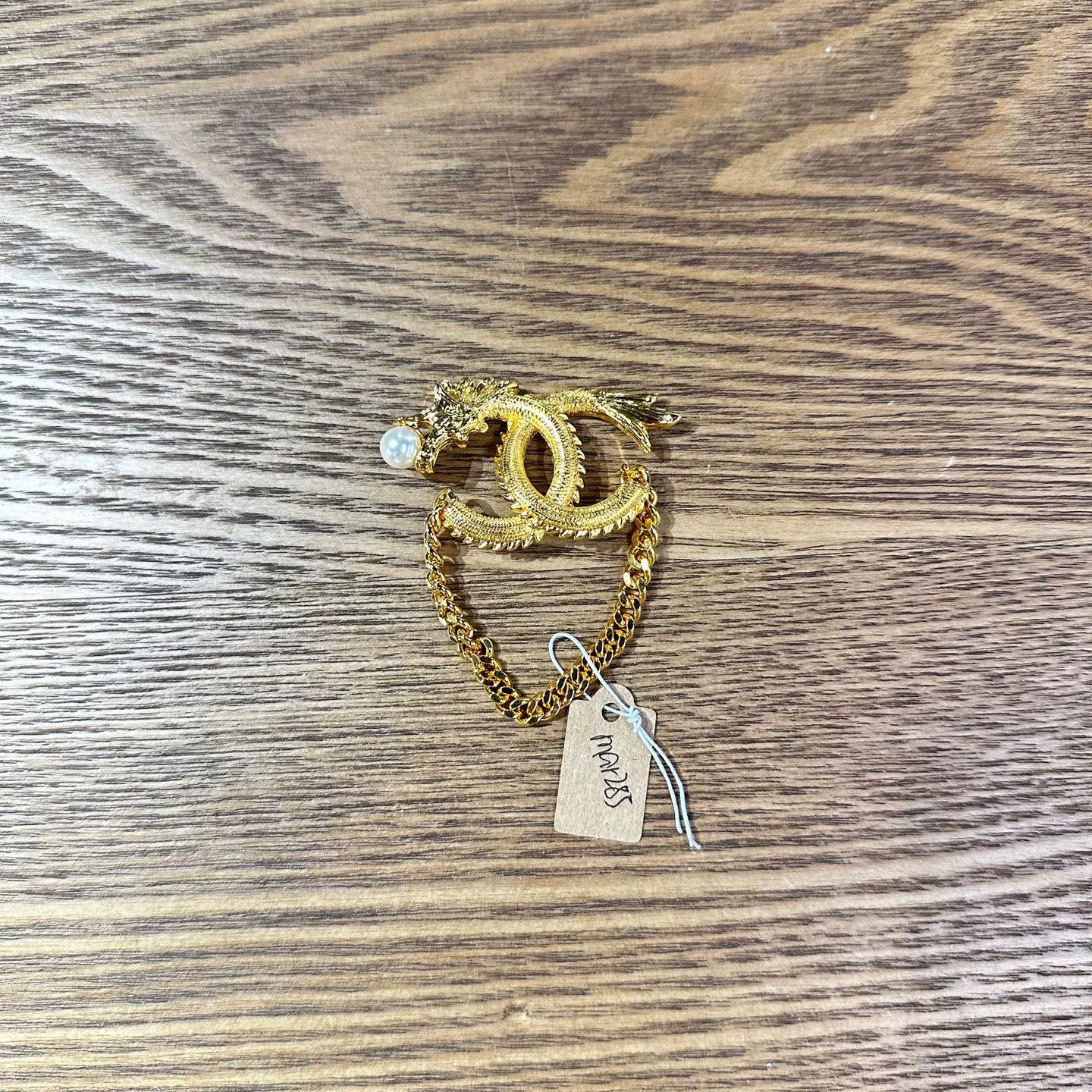 Chanel Chanel Limited Gold Necklace OS Women Size ONE SIZE - 1 Thumbnail