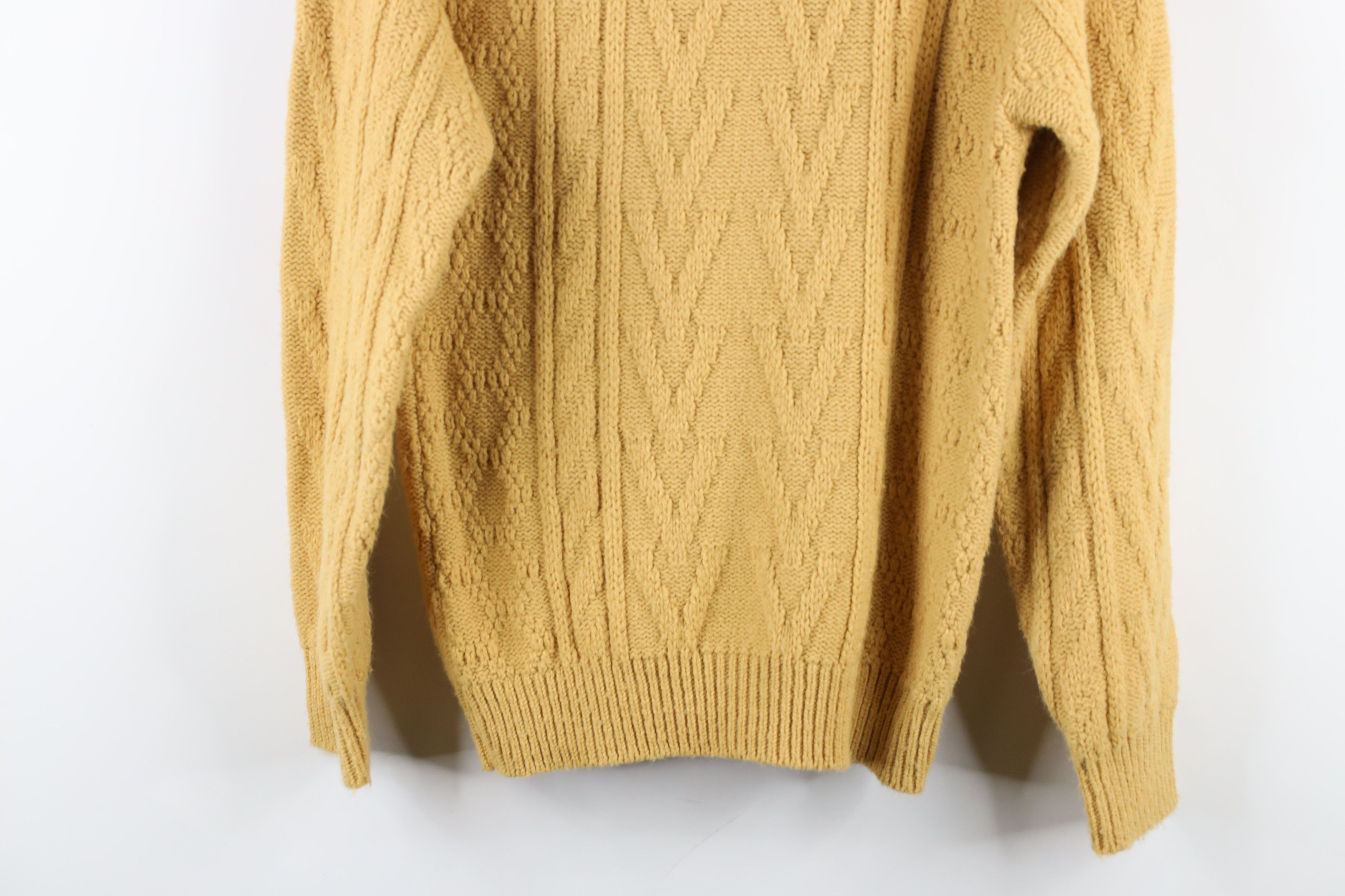 Vintage Vintage 70s Streetwear Textured Knit Crewneck Sweater Gold Size US S / EU 44-46 / 1 - 12 Thumbnail