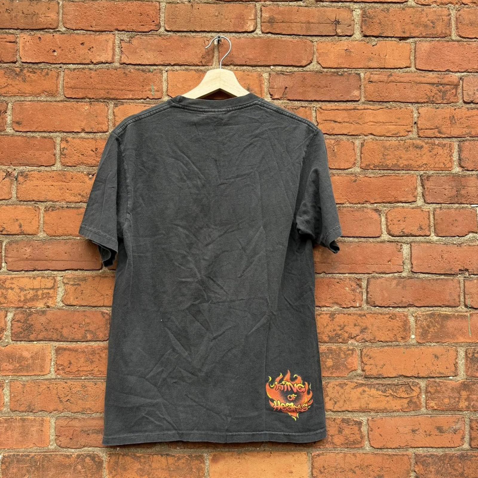 Giant vintage king of hearts t shirt 90s M Size US M / EU 48-50 / 2 - 5 Thumbnail