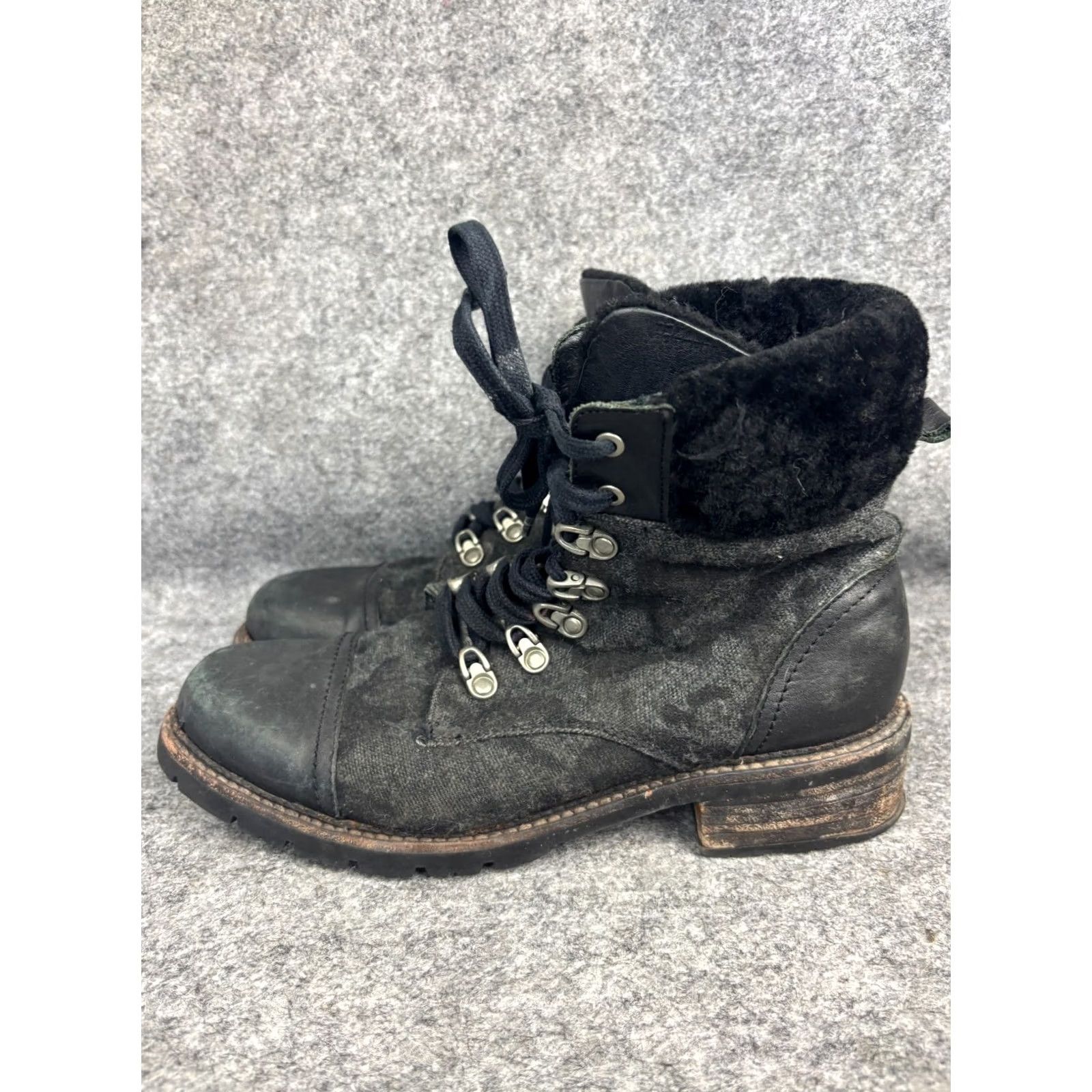 Frye Frye Samantha Shearling Hiking Boots Women's 10 Leather Black Lace Up FLAW Shoes Heel Repair 80s 90s Retro Army Biker Celtic? Size US 10 / IT 40 - 2 Thumbnail