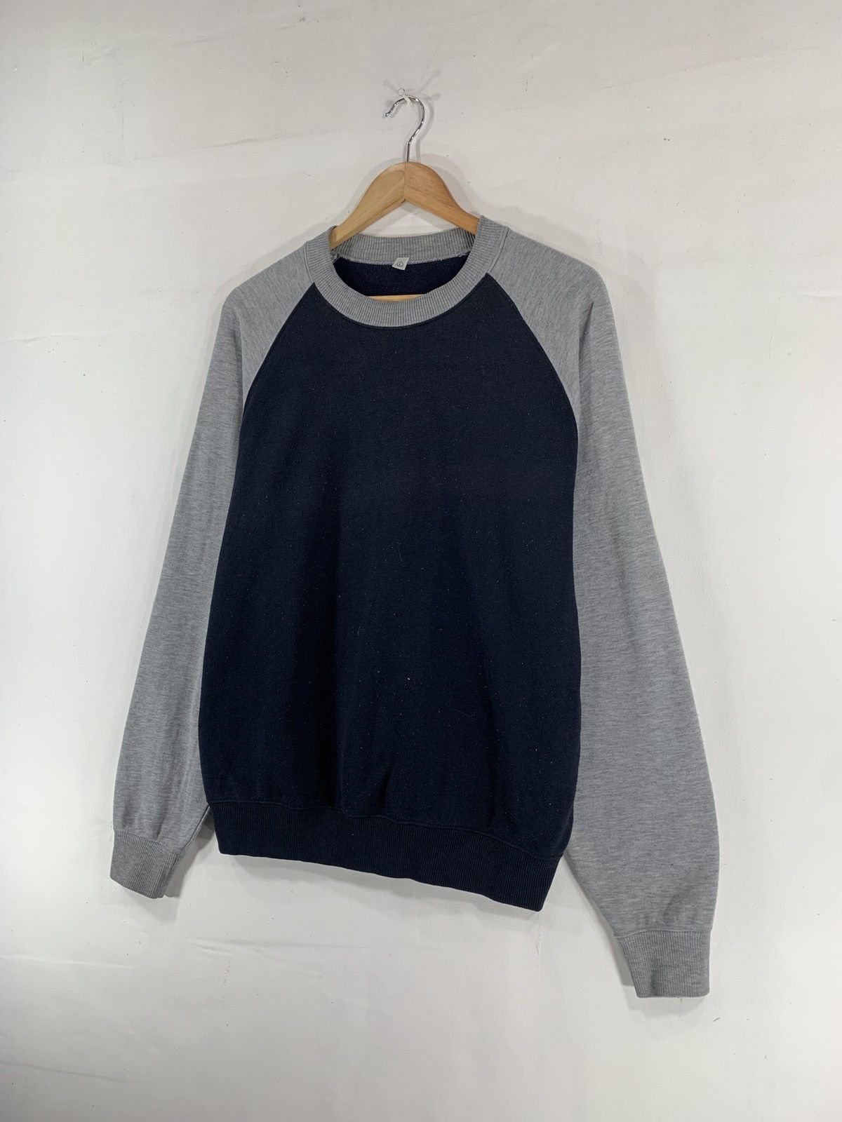 Uniqlo × Vintage Uniqlo Sweatshirt Size US L / EU 52-54 / 3 - 7 Thumbnail