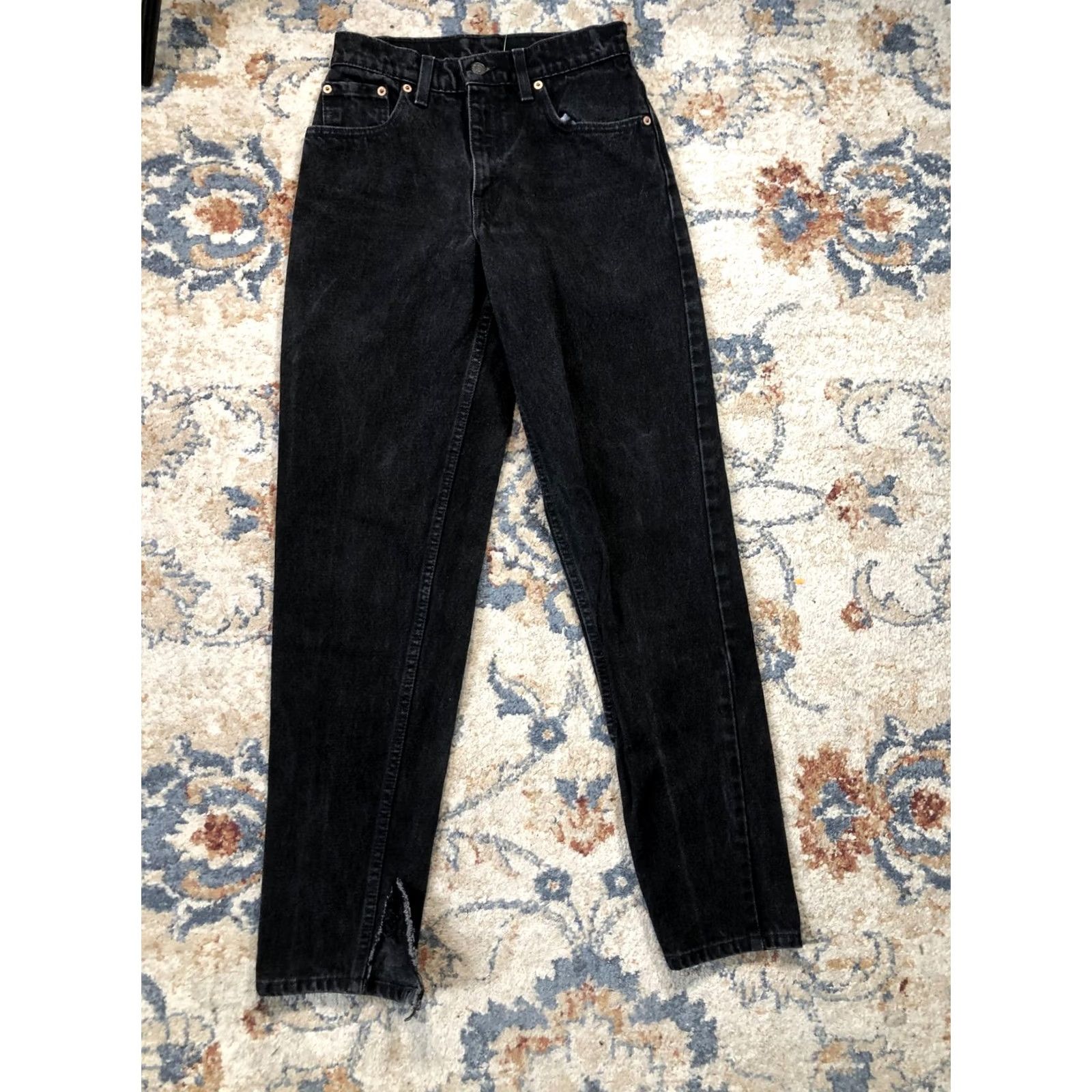 Levi's VINTAGE Levis 550 Jeans Womens 5 Medium Black Relaxed Fit Tapered Made USA 90s Size 27" / US 4 / IT 40 - 2 Thumbnail