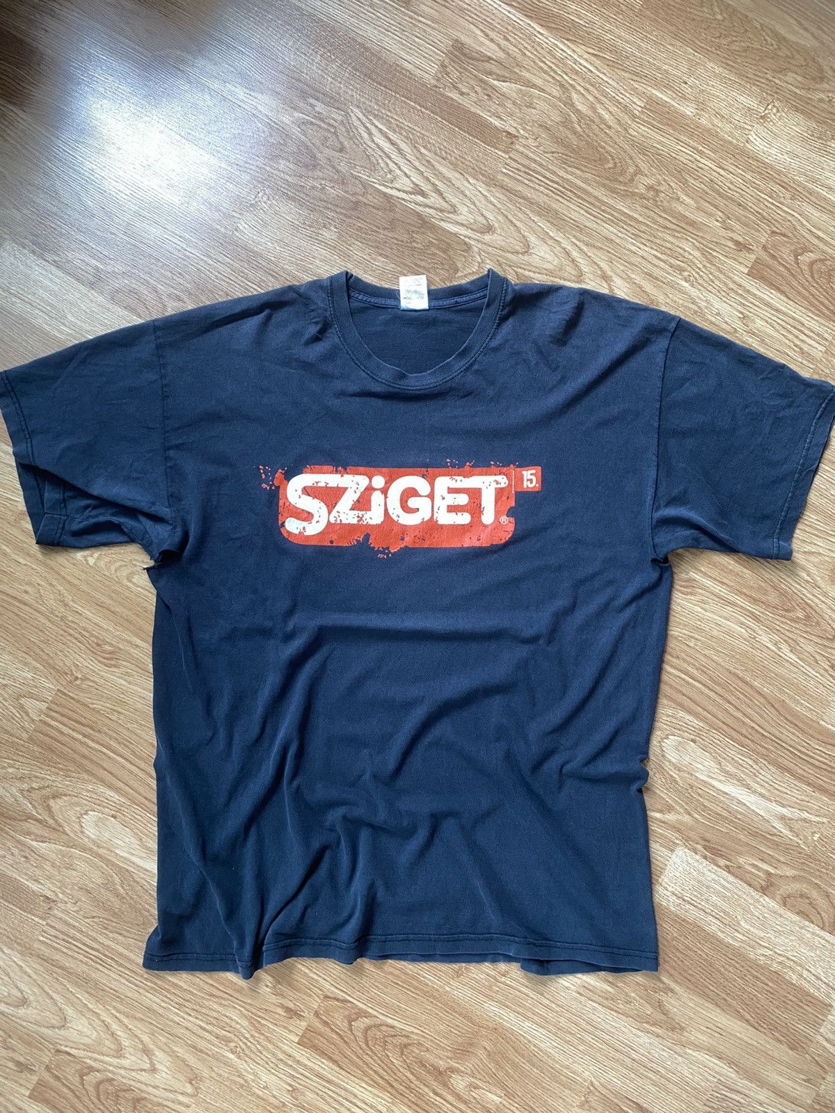 Band Tees × Fruit Of The Loom Sziget ‘07 Size US XL / EU 56 / 4 - 3 Thumbnail