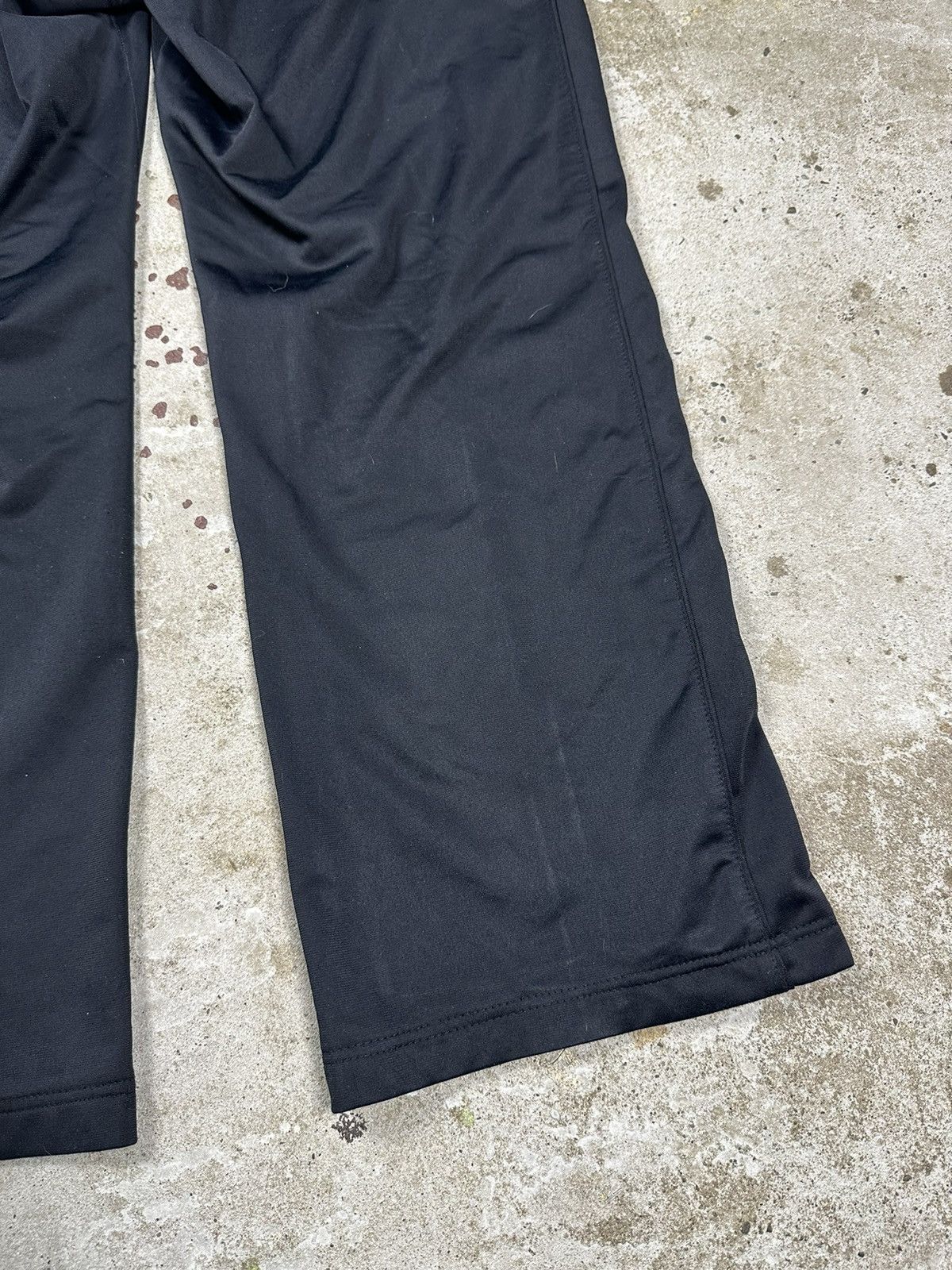 Nike × Vintage Vintage Y2K Nike Baggy Black Track Pants Swoosh Size US 35 - 9 Thumbnail