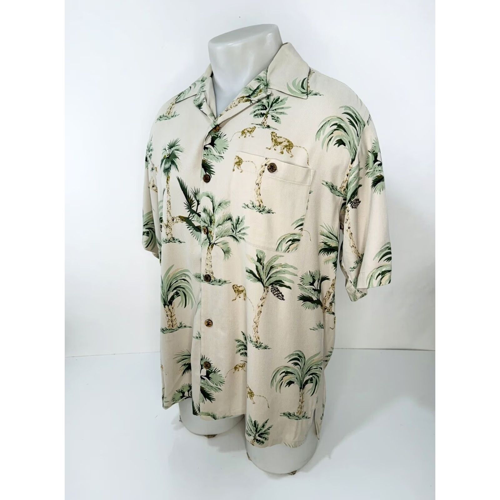 Tommy Bahama TOMMY BAHAMA - Silk MONKEYS / PALMS ALL OVER Loop Collar M Hawaiian Shirt Shirt Mens Beige / Green 90s Hawaiian Size US M / EU 48-50 / 2 - 3 Thumbnail