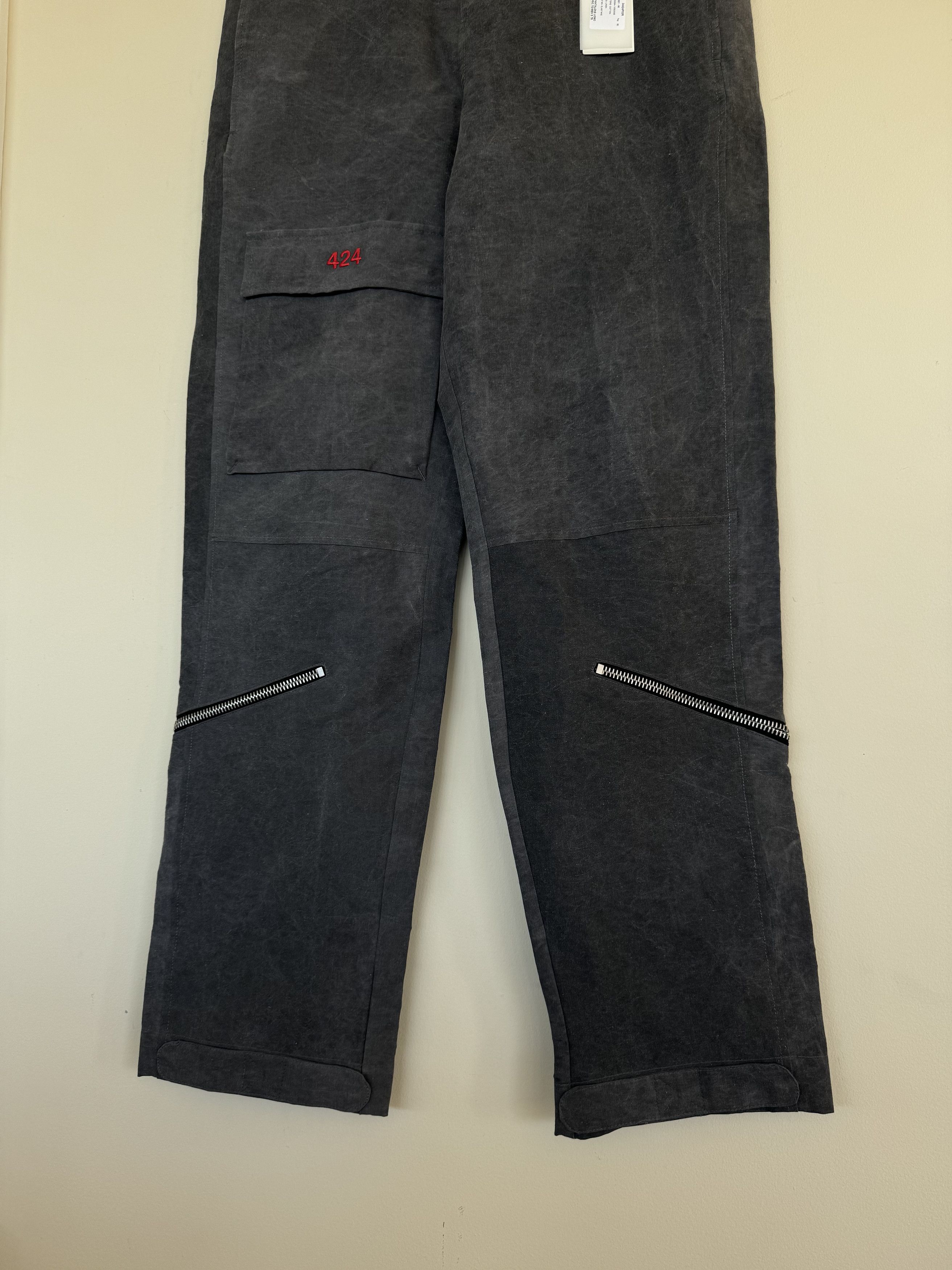 424 424 Gray Cargos NWT Size US 34 / EU 50 - 3 Thumbnail