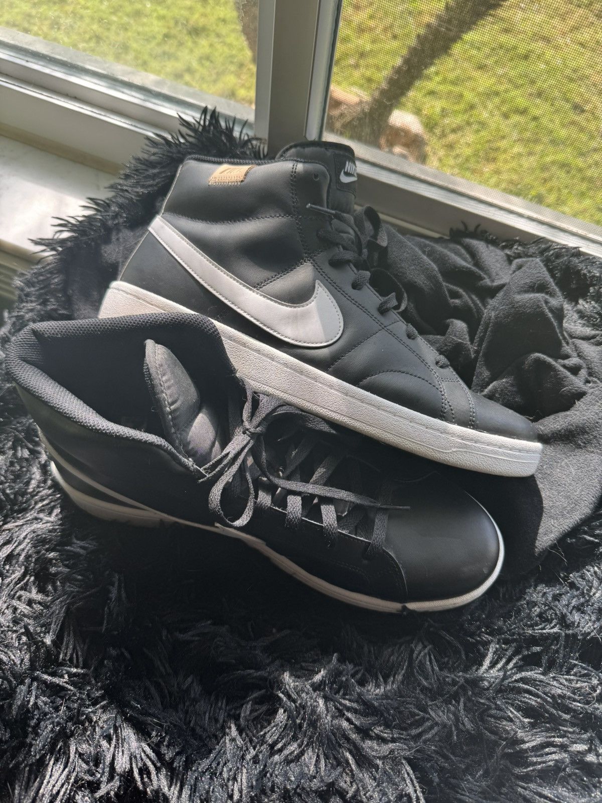 Nike Nike Court Royale 2 Mid Size US 11 / EU 44 - 4 Thumbnail