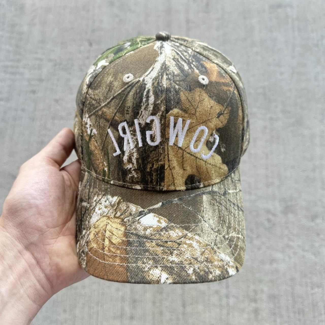 Realtree × Vintage Vintage 90s Style Real Tree Camo Reverse Cowgirl Trucker Hat Size ONE SIZE - 1 Thumbnail