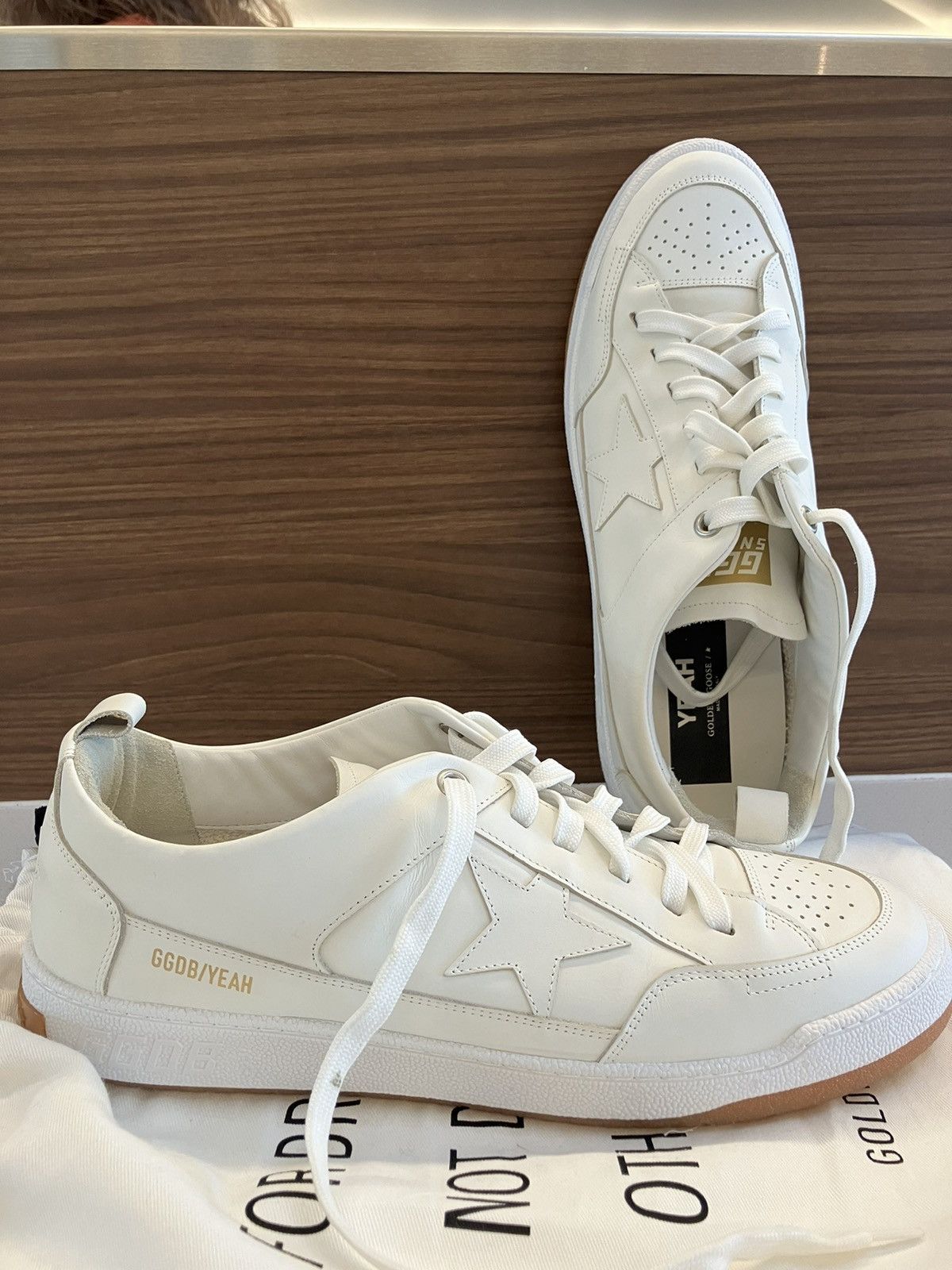 Golden Goose Golden Goose White Men’s 11.5 Size US 11.5 / EU 44-45 - 1 Thumbnail
