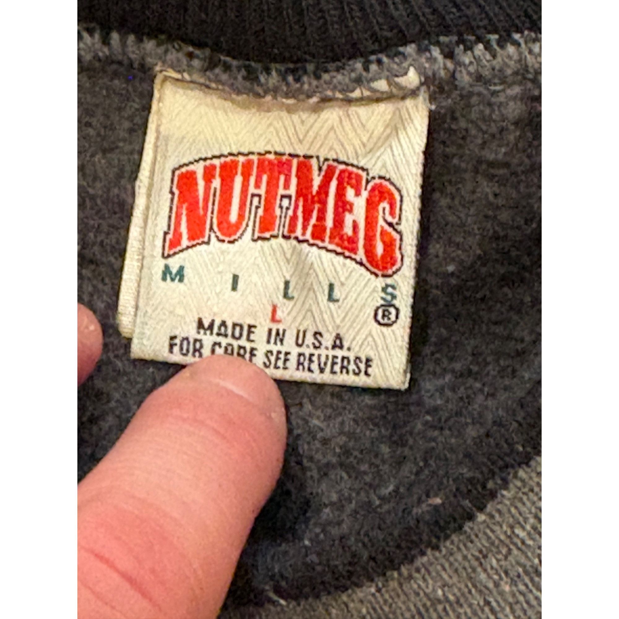 Nutmeg Vintage 90s Nutmeg Mills Los Angeles Raiders NFL Crewneck Sw Size US L / EU 52-54 / 3 - 7 Thumbnail