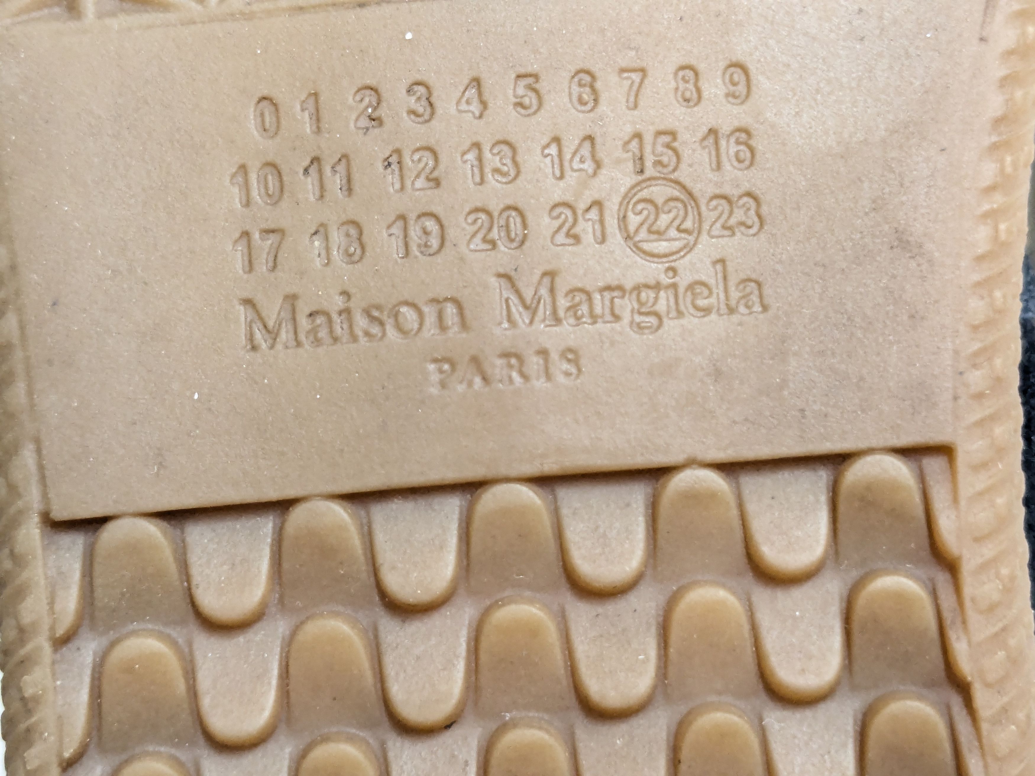 Maison Margiela Maison Margiela Replica GAT Navy Blue 10 43 Low Tops Size US 10 / EU 43 - 20 Thumbnail