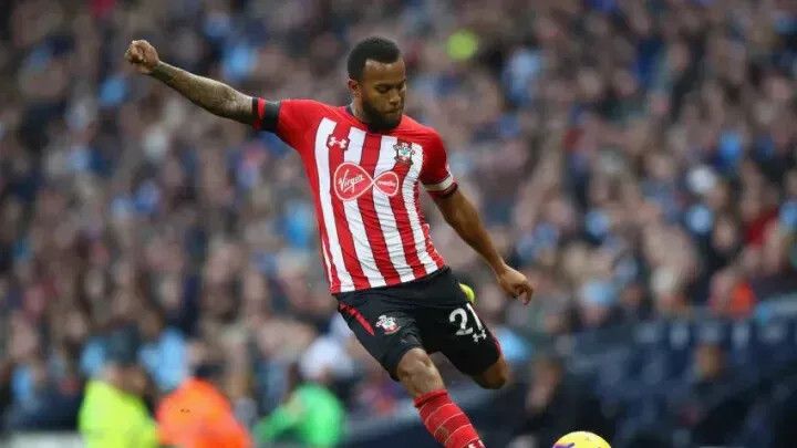 Under Armour SOUTHAMPTON 2018 2019 HOME FOOTBALL SHIRT SOCCER JERSEY Size US S / EU 44-46 / 1 - 12 Thumbnail