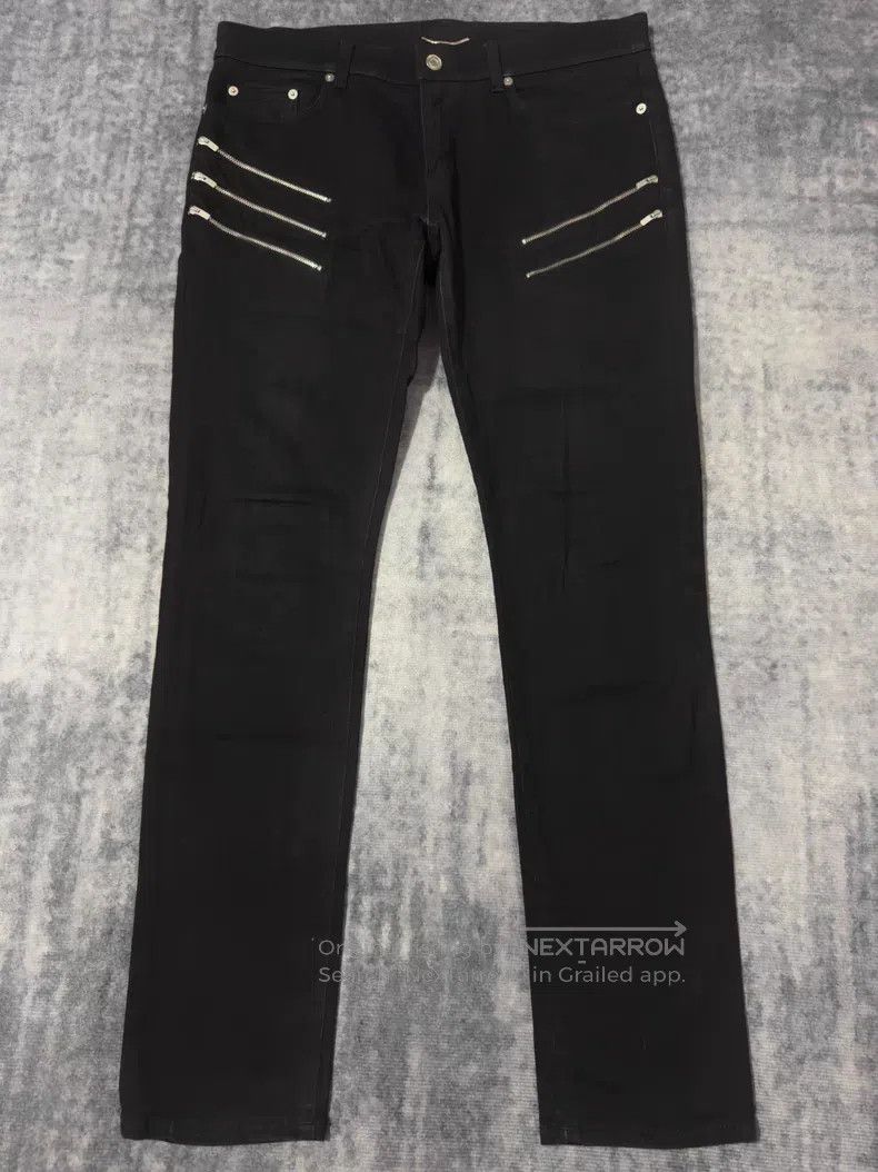 Saint Laurent Paris Saint Laurent Paris Black Basic Denim Jeans with Five Zipp Size US 33 - 1 Thumbnail
