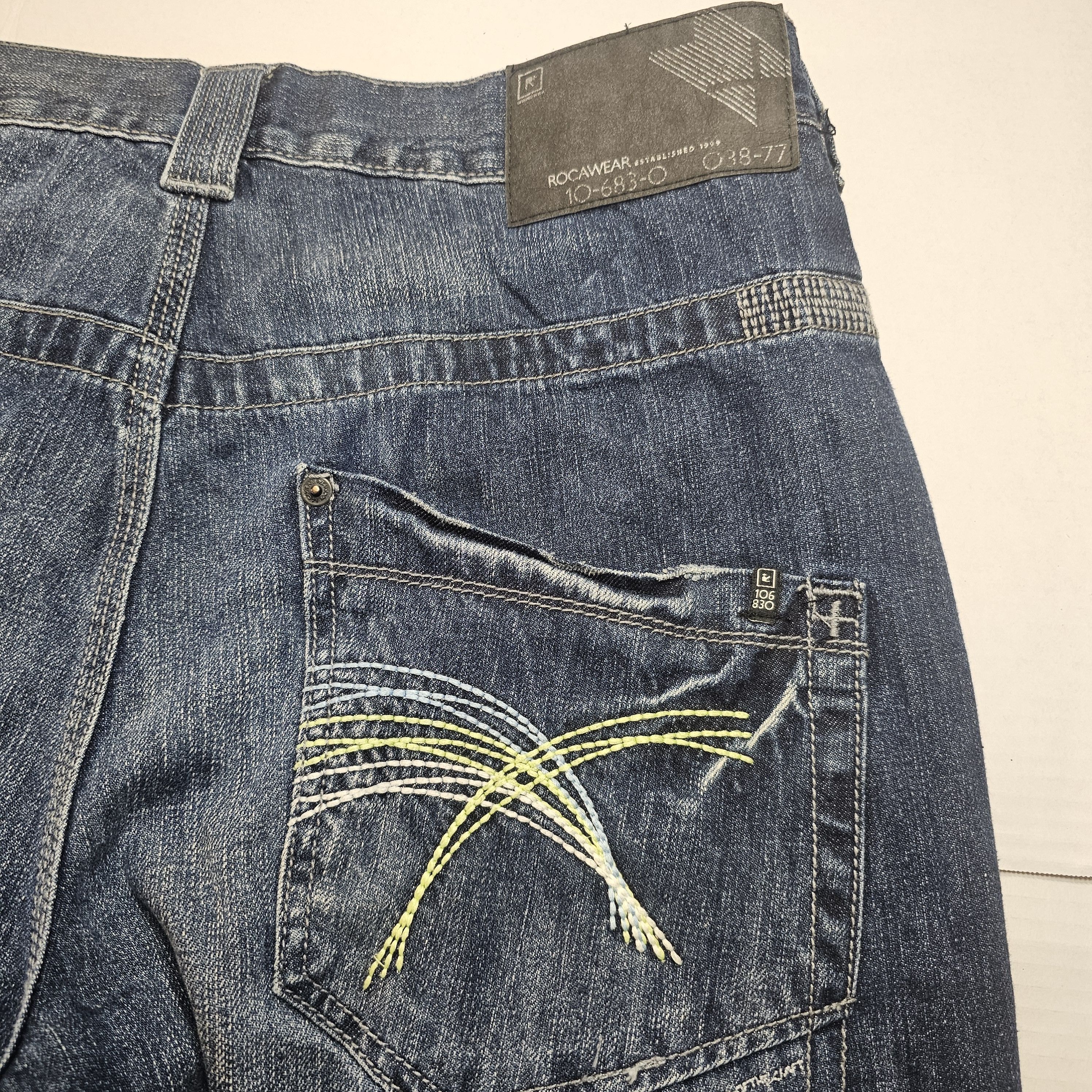 Rocawear Vintage Y2K Rocawear Baggy Jeans Size 38 Denim Embroidered Size US 38 / EU 54 - 3 Thumbnail