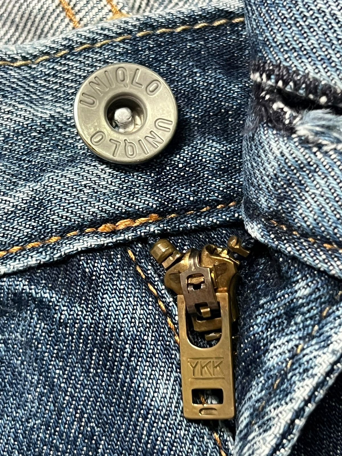Uniqlo Vintage Uniqlo Japan - Faded Wash Jeans Size US 32 / EU 48 - 9 Thumbnail