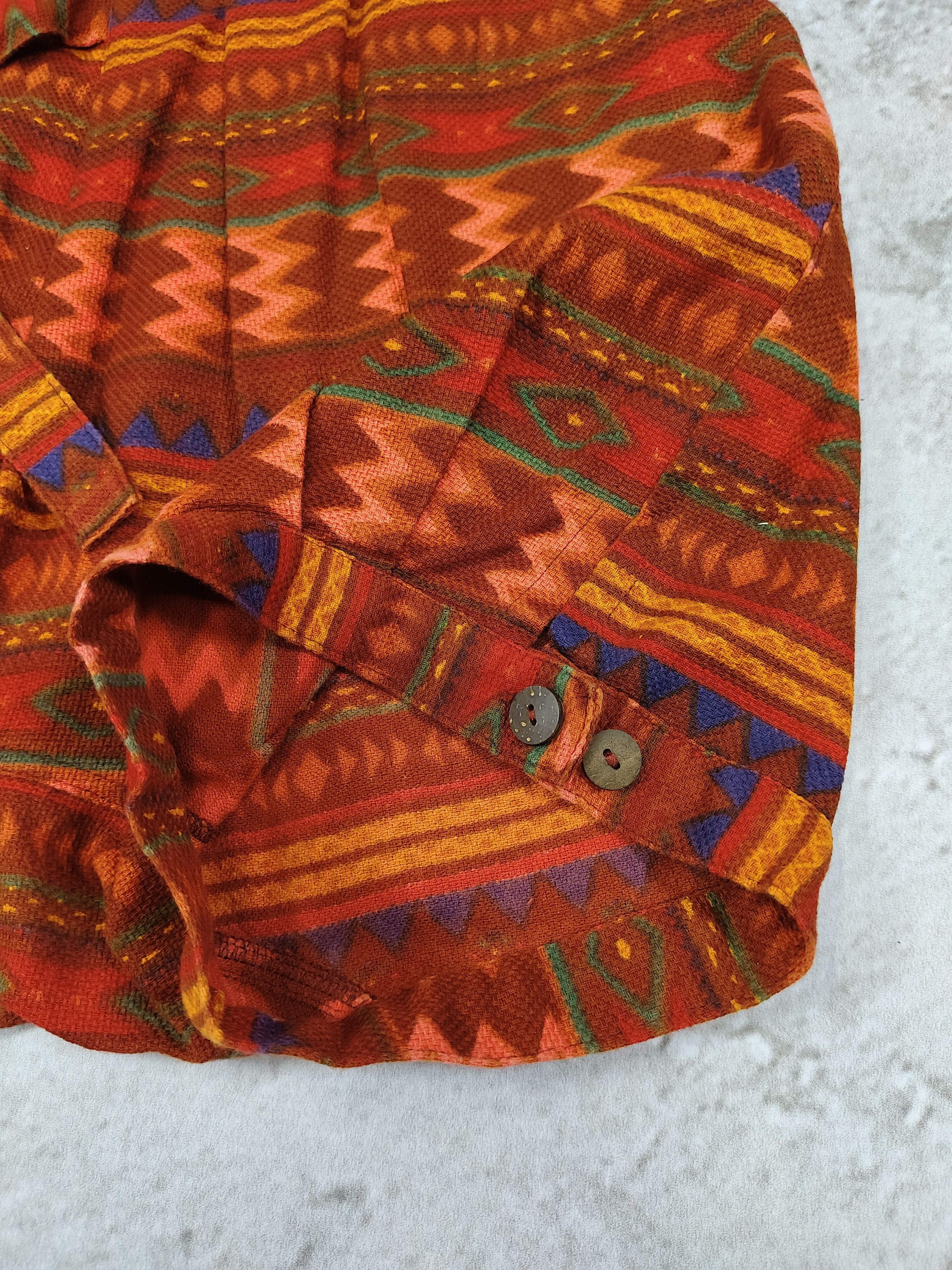 Japanese Brand Yul- Bohemian Retro Hippie Tribal Aztec High Waist Shorts Size 29" - 3 Thumbnail
