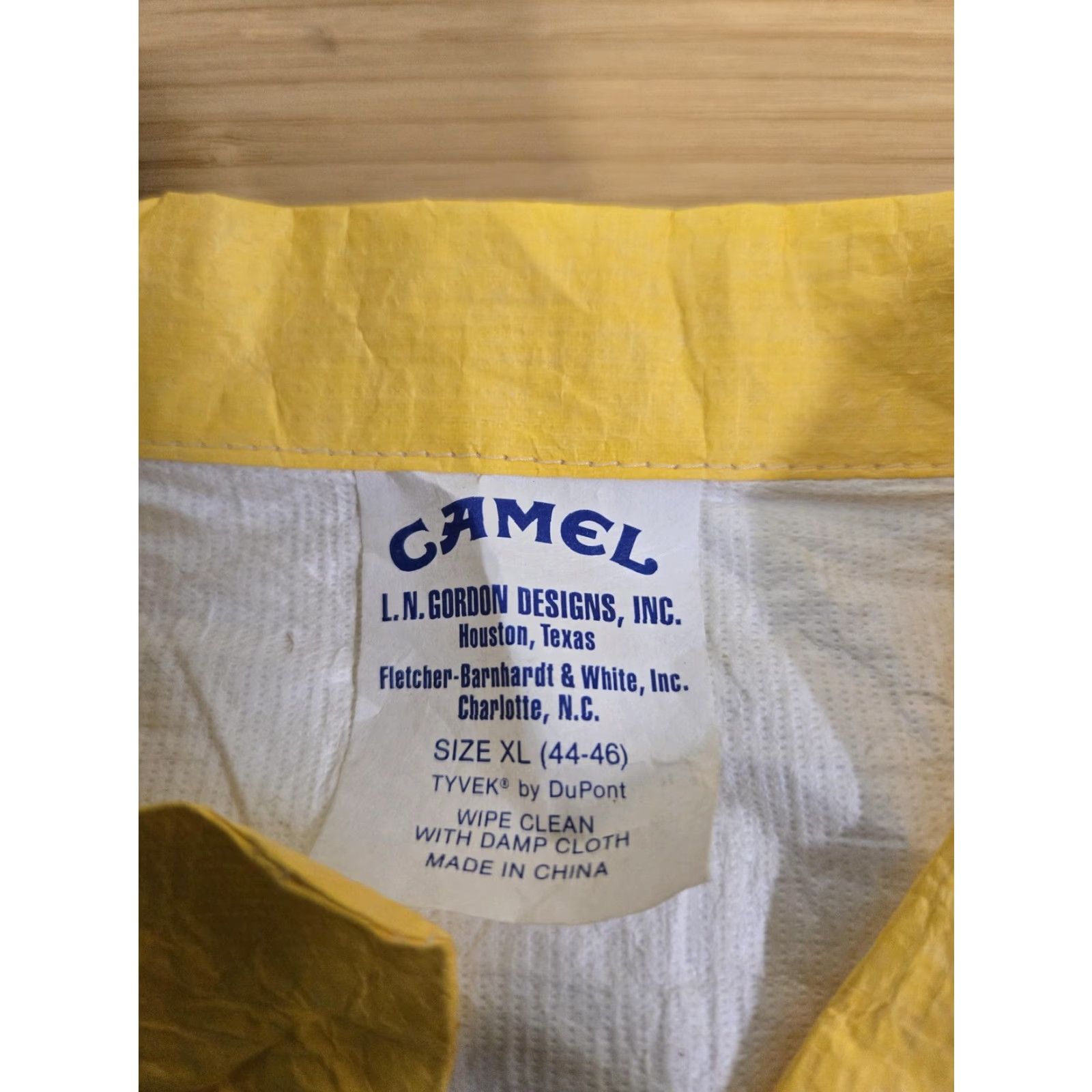 Camel VINTAGE Camel Jacket Mens XL Yellow Tyvek Blues Brothers Promo Windbreaker 90s Size US XL / EU 56 / 4 - 4 Thumbnail