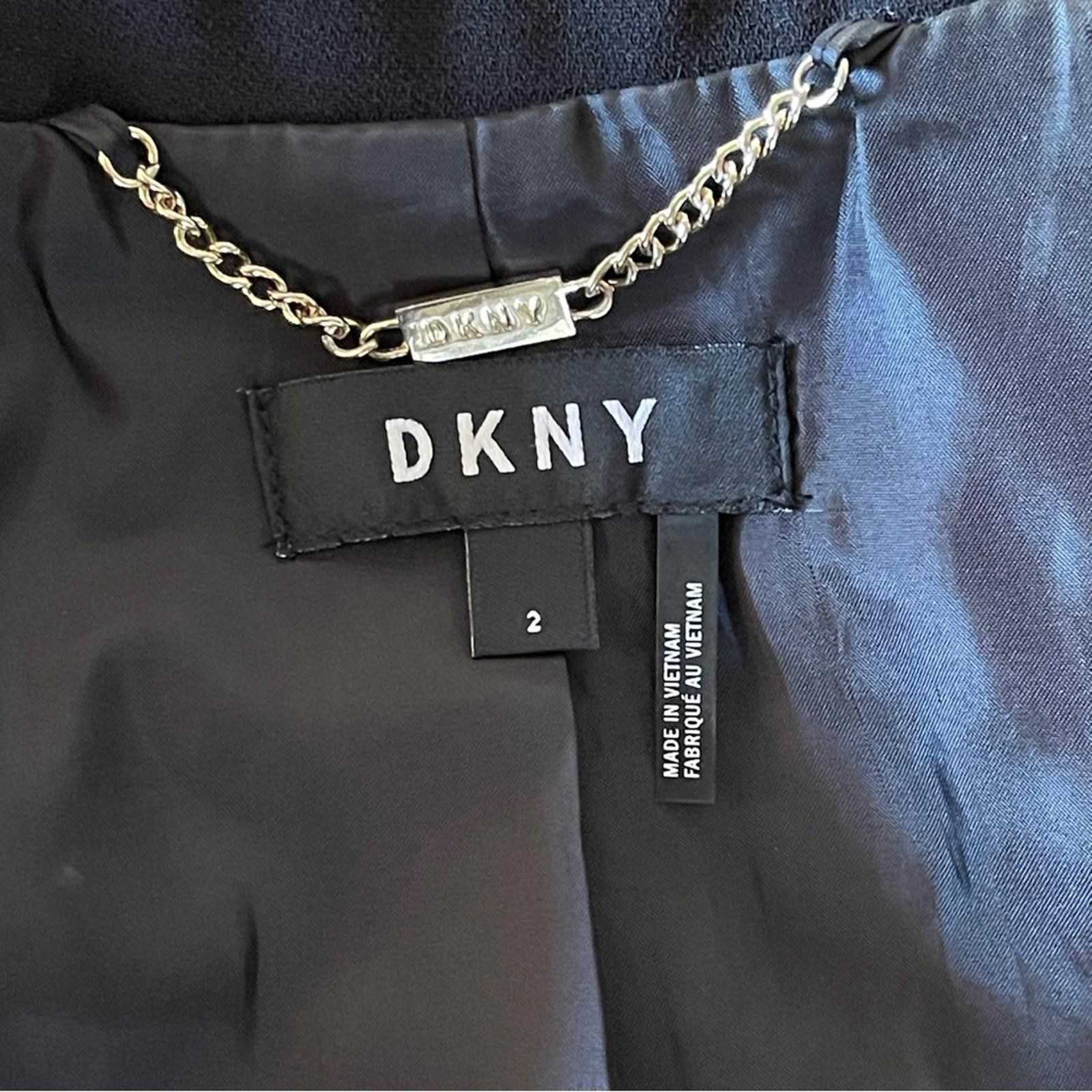 DKNY DKNY Black Business Vest Suit with Gold Accent - NWOT Size XS / US 0-2 / IT 36-38 - 8 Thumbnail