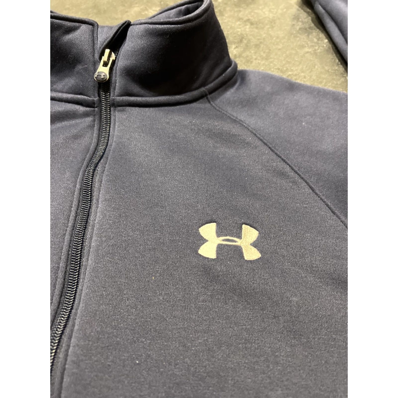 Under Armour Under Armour Track Jacket Men's Full Zip Navy Blue Size M Activewear Winter Spring Fall Size US M / EU 48-50 / 2 - 3 Thumbnail