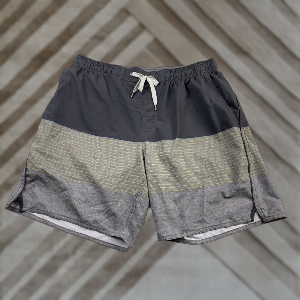 Vuori VUORI Trail Shorts Lined Men's L Striped Multicolor Athletic Activewear Performance V341 Size US 33 - 1 Thumbnail