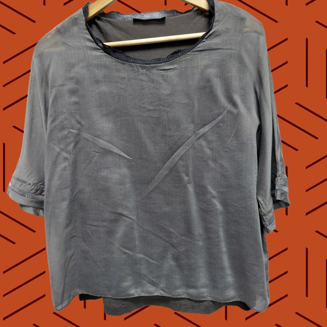Fabiana Filippi Fabiana Filippi Silk Blend Top Gray Solid 3/4 Sleeve Women Size M Crew Neck Blouse Casual Business, Italy, Dry Clean Only Size M / US 6-8 / IT 42-44 - 1 Thumbnail