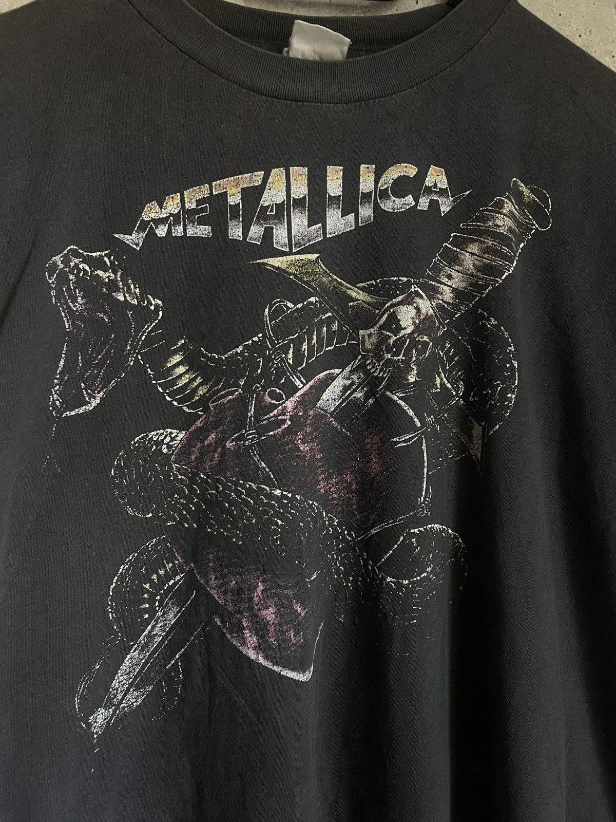 Band Tees Vintage 90-00s Rare Metallica Snake with knife World Tour Size US S / EU 44-46 / 1 - 4 Thumbnail