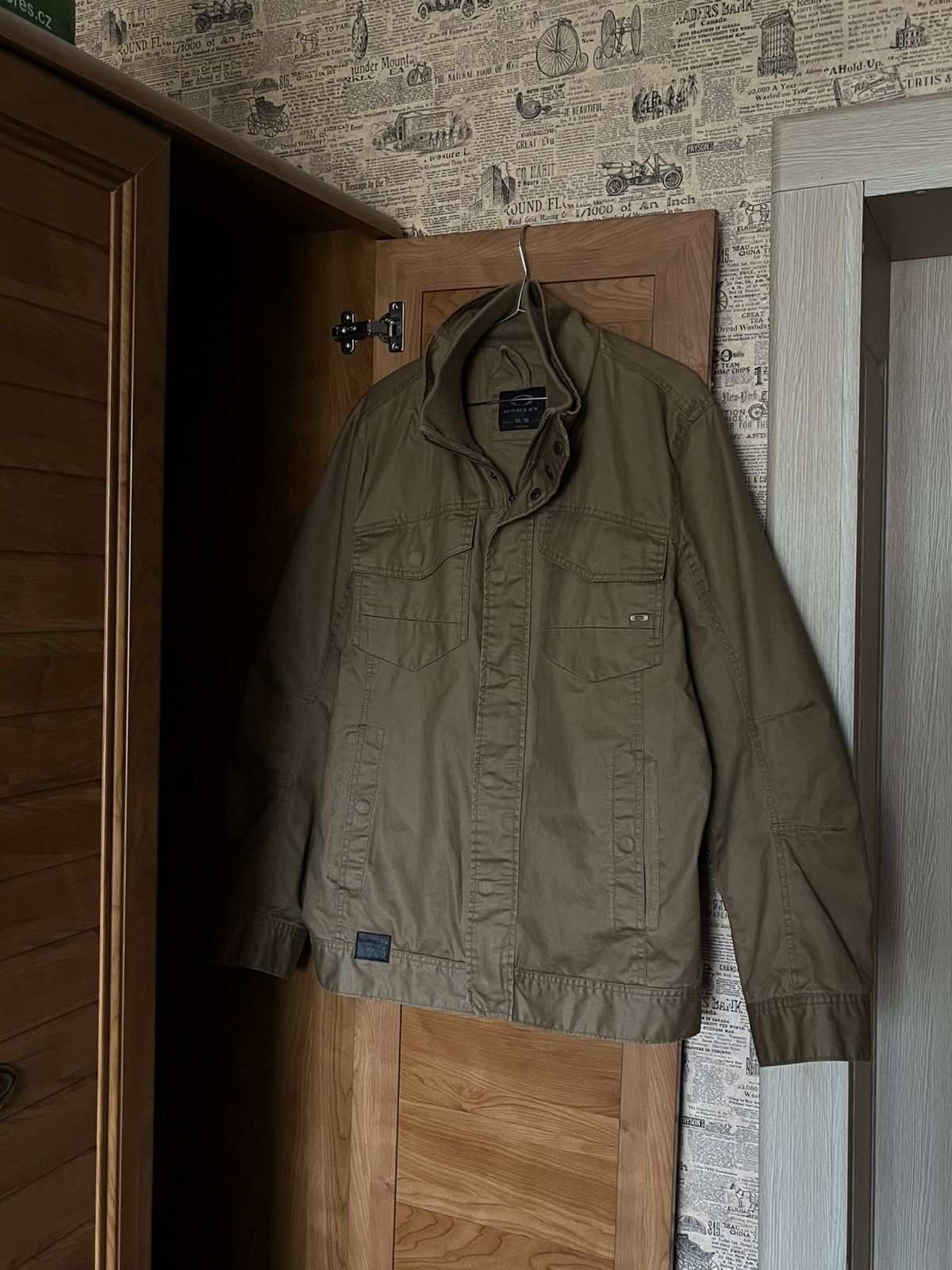 Oakley Oakley Waxed Jacket Olive Military Style Metal Logo Size M Size US M / EU 48-50 / 2 - 2 Thumbnail