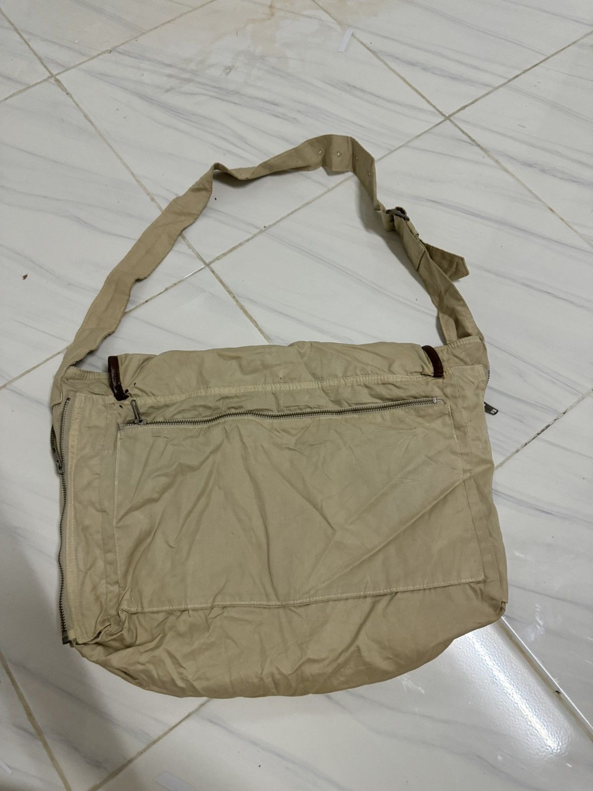 CABANE de ZUCCa × Designer × Issey Miyake CABANE DE ZUCCA MESSENGER BAG Size ONE SIZE - 6 Thumbnail