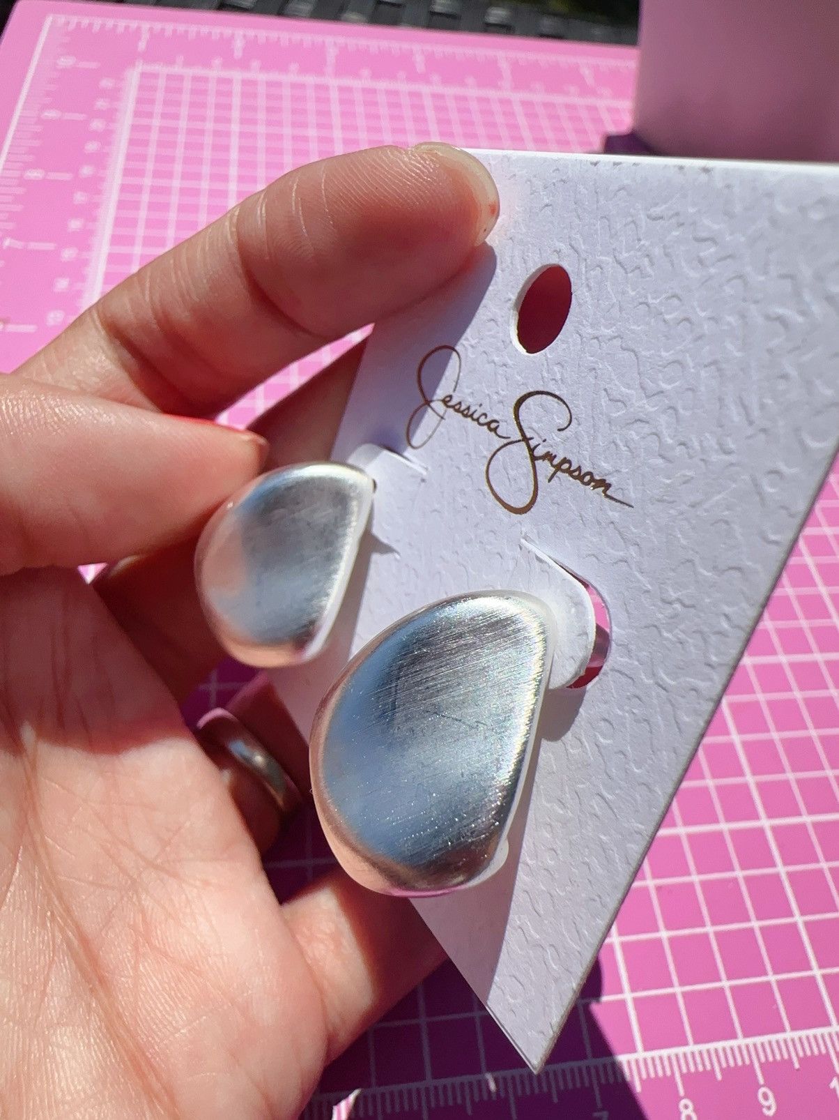 Designer × Jessica Simpson Jessica Simpson Earrings silver tone teardrop reflective Size ONE SIZE - 2 Thumbnail