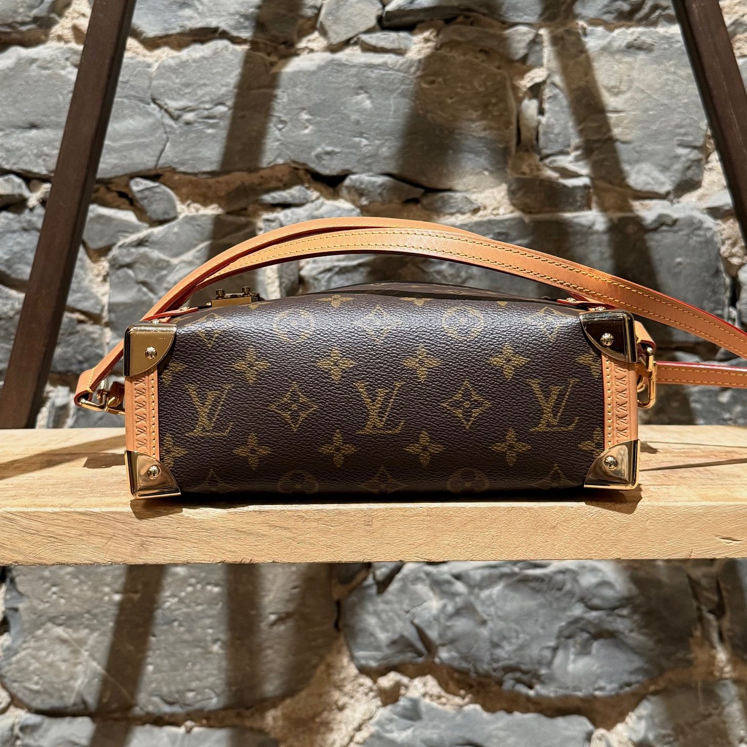 Louis Vuitton Louis Vuitton Monogram Side Trunk MM Two Way Bag Size ONE SIZE - 10 Thumbnail