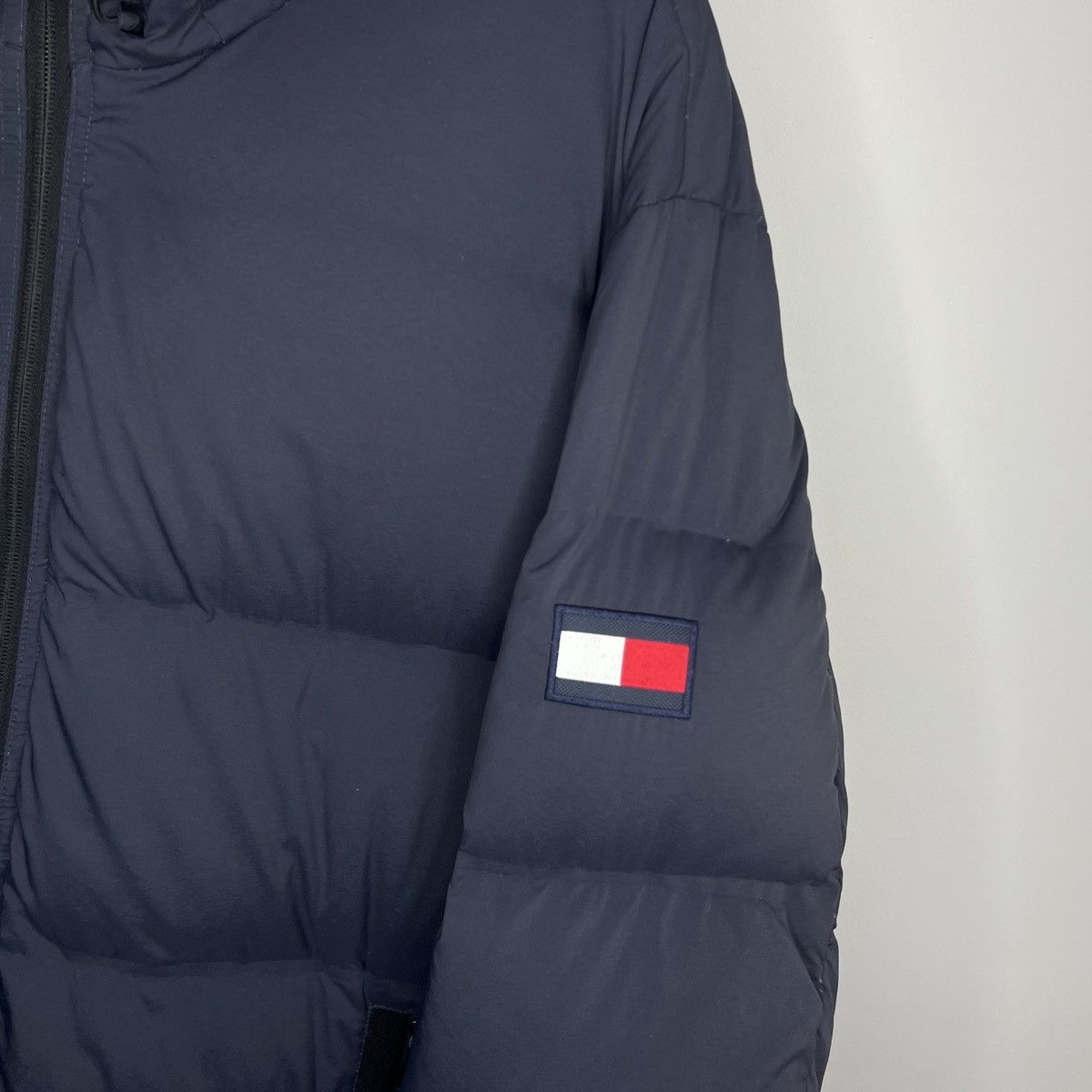 Tommy Hilfiger Tommy Hilfiger Puffer Down Jacket Size US XL / EU 56 / 4 - 4 Thumbnail