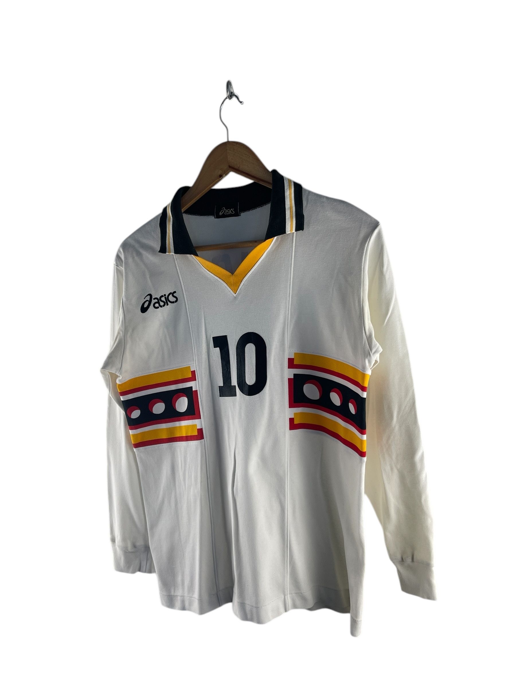 Asics Vintage Mainclub 10 Asics Soccer Jersey Shirt Size US S / EU 44-46 / 1 - 4 Thumbnail