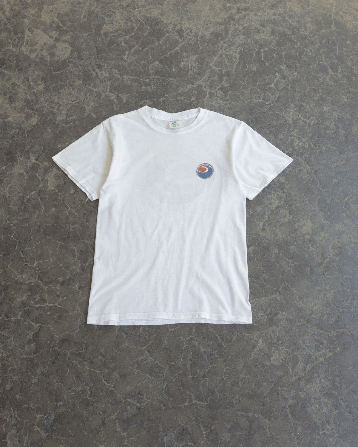 Patagonia Vintage Patagonia Beneficial Watersports Wave White Tee USA Size US S / EU 44-46 / 1 - 3 Thumbnail