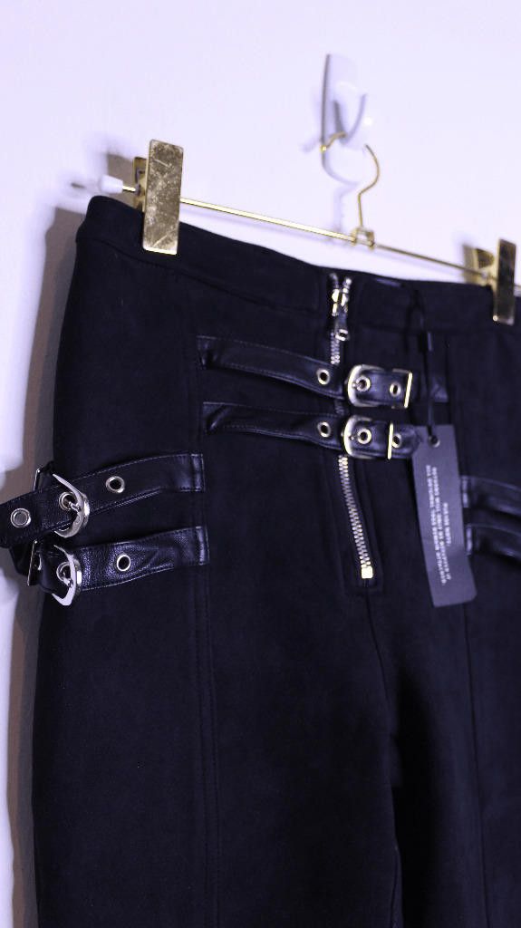 Maniere De Vior NWT Maniere De Voir Black Black Suede Buckle Leggings - 4 Size 27" / US 4 / IT 40 - 2 Thumbnail