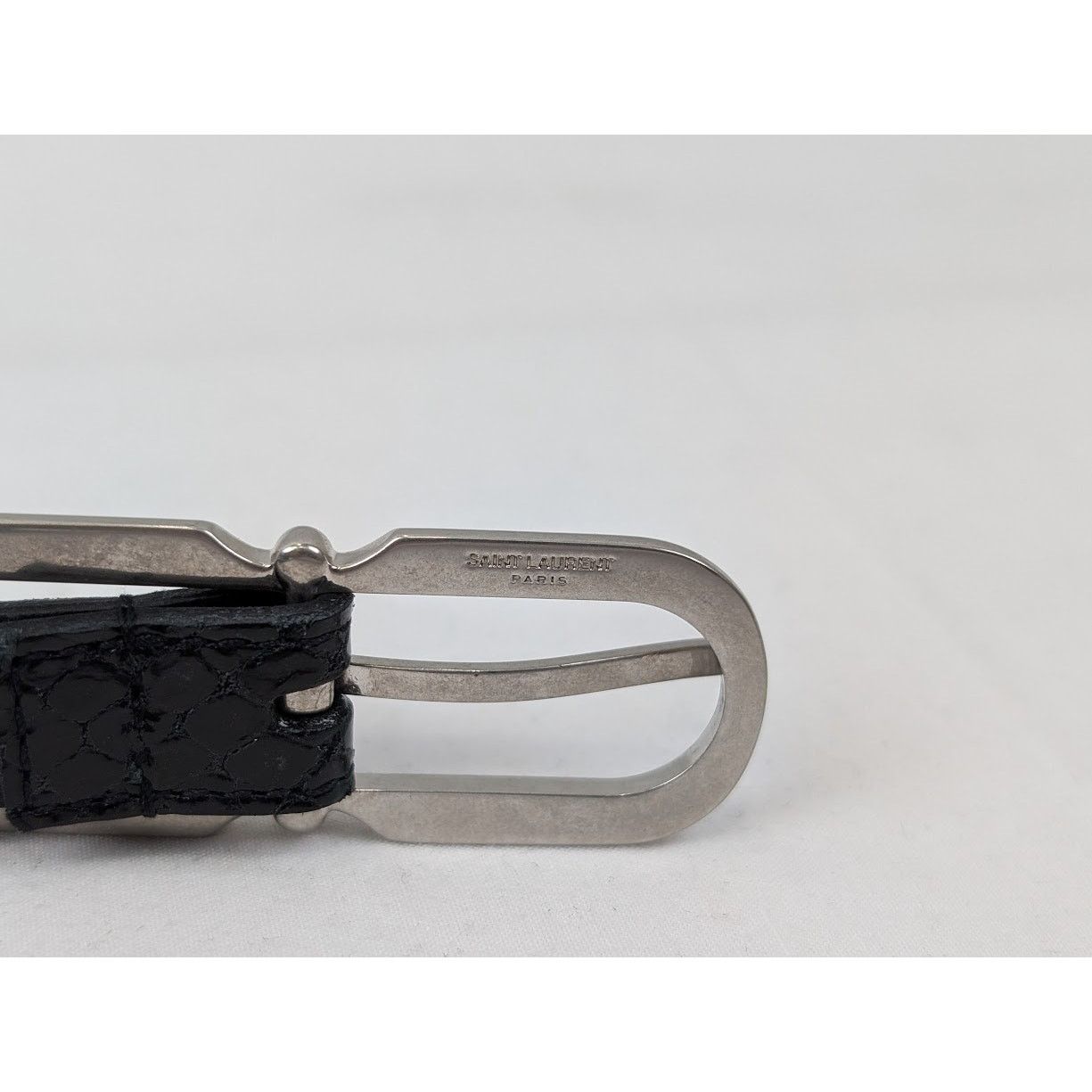 Saint Laurent Paris o1rshd1 Size: 100 / Embossed Leather Buckle Belt in Black Size 40 - 6 Thumbnail
