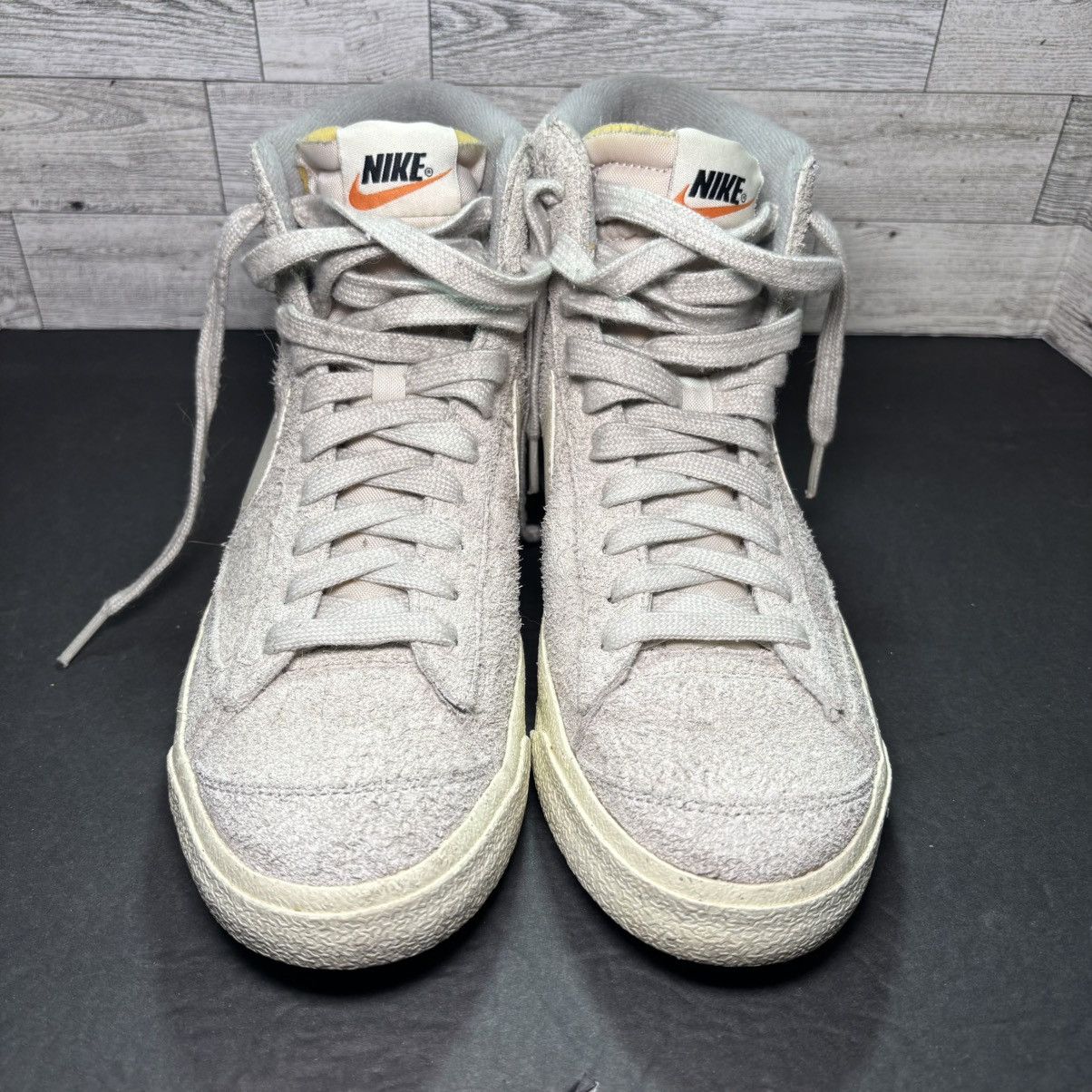 Nike Nike Blazer Mid '77 PRM Light Bone Coconut Milk Men's Sz 8.5 Size US 8.5 / EU 41-42 - 2 Thumbnail