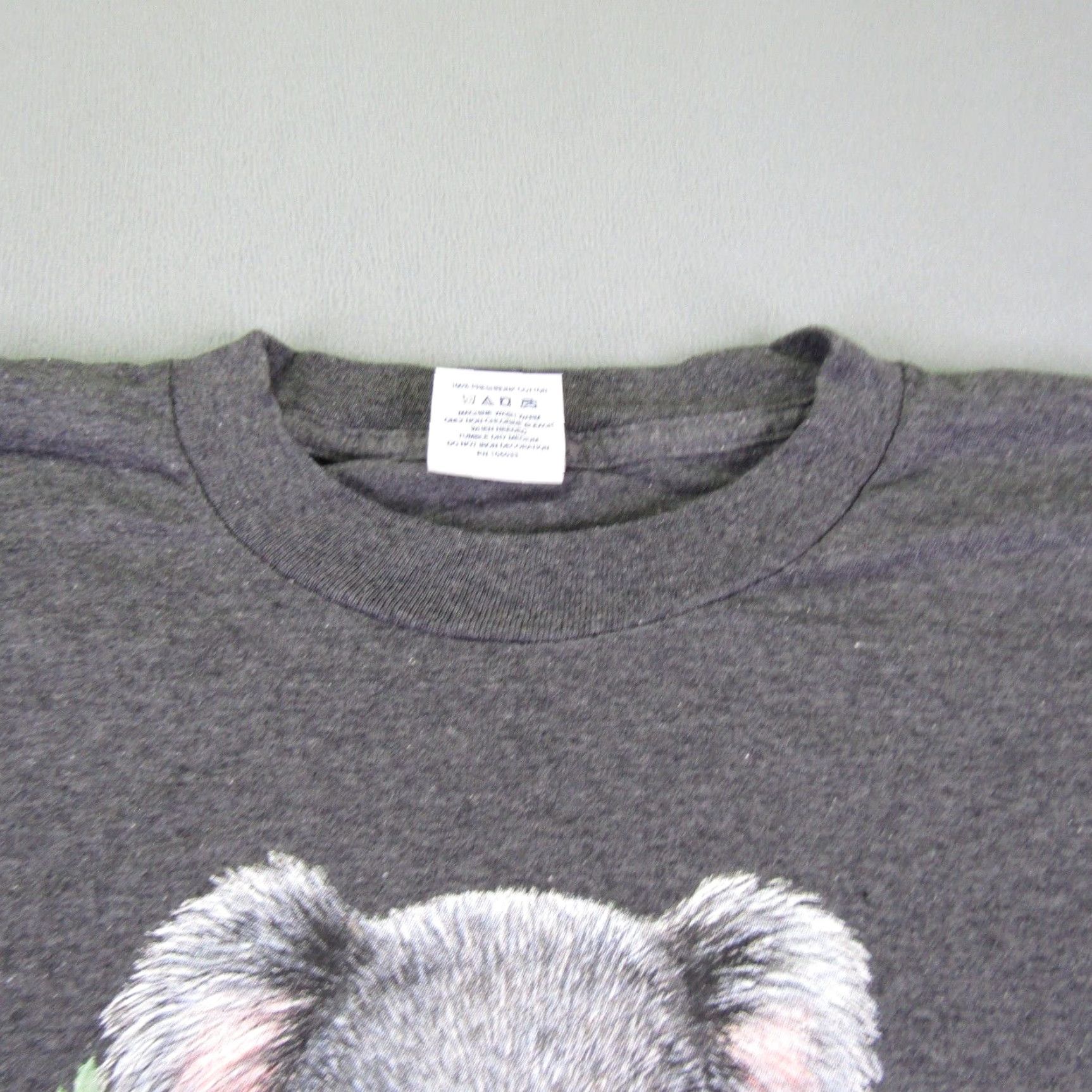 Vintage VINTAGE Alore Koala Bear Shirt Mens 2XL Gray Short Sleeve Graphic Print 2002 Y2K T-Shirt Mens Size US XXL / EU 58 / 5 - 4 Thumbnail